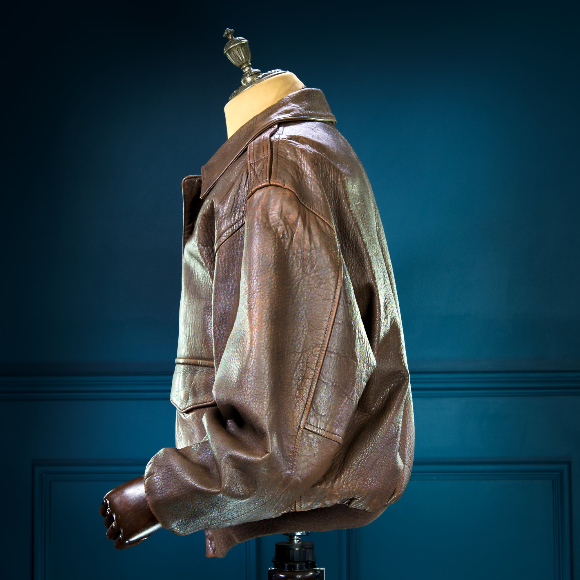 Vintage 1980s Avirex A2 Sheepskin Brown Bomber Flight Leather Jacket "XL"