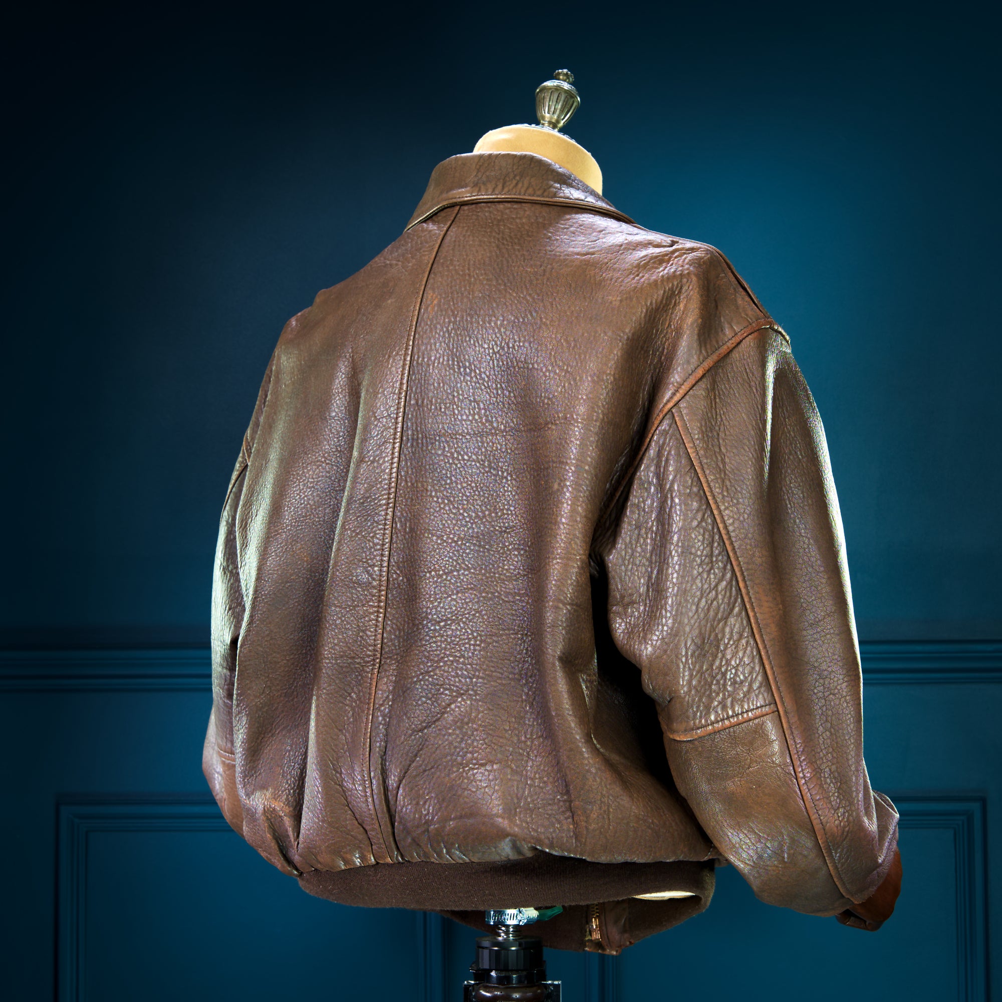 Vintage 1980s Avirex A2 Sheepskin Brown Bomber Flight Leather Jacket "XL"