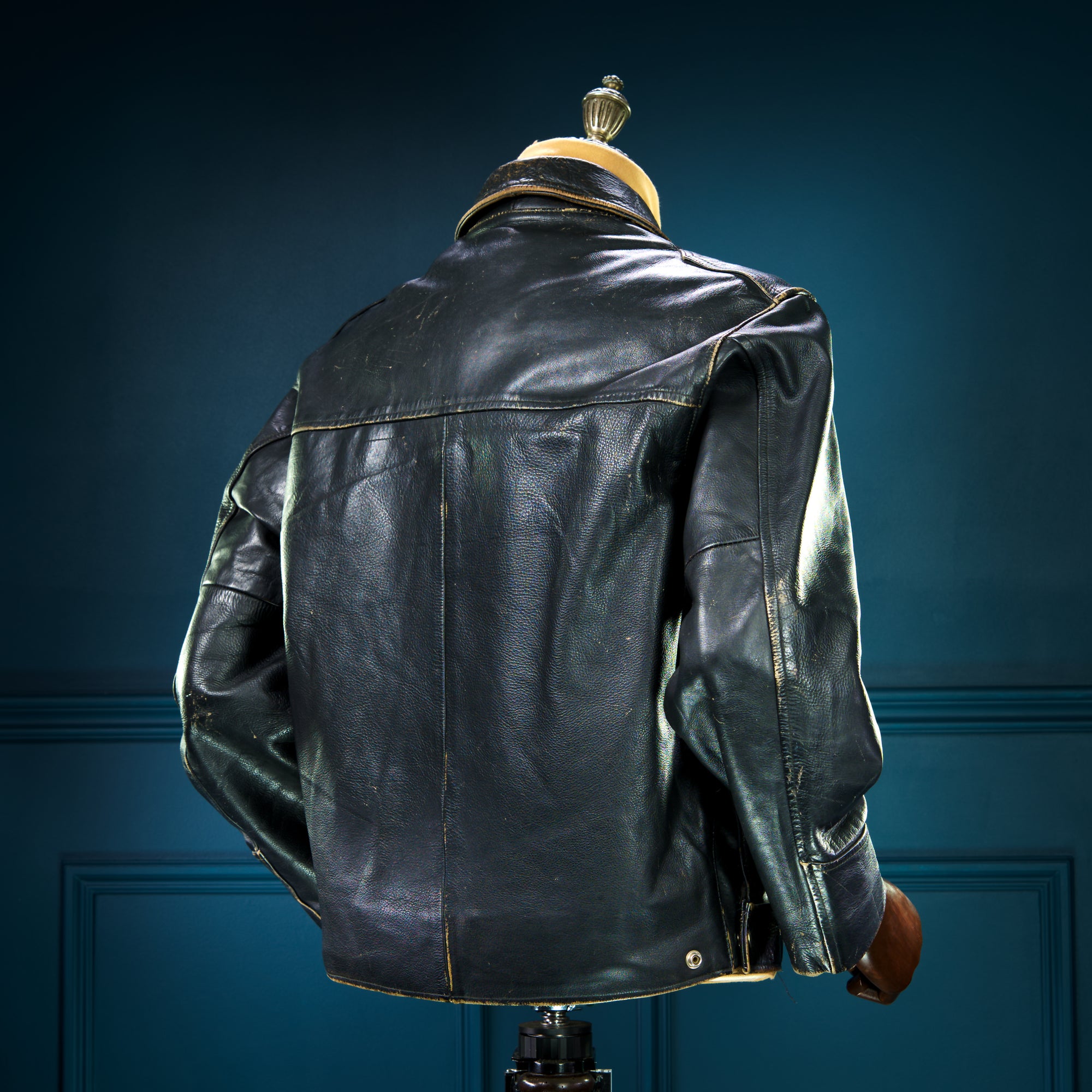 Vintage 90s Chevignon Steerhide Highwayman Biker Single Rider Leather Jacket “M”