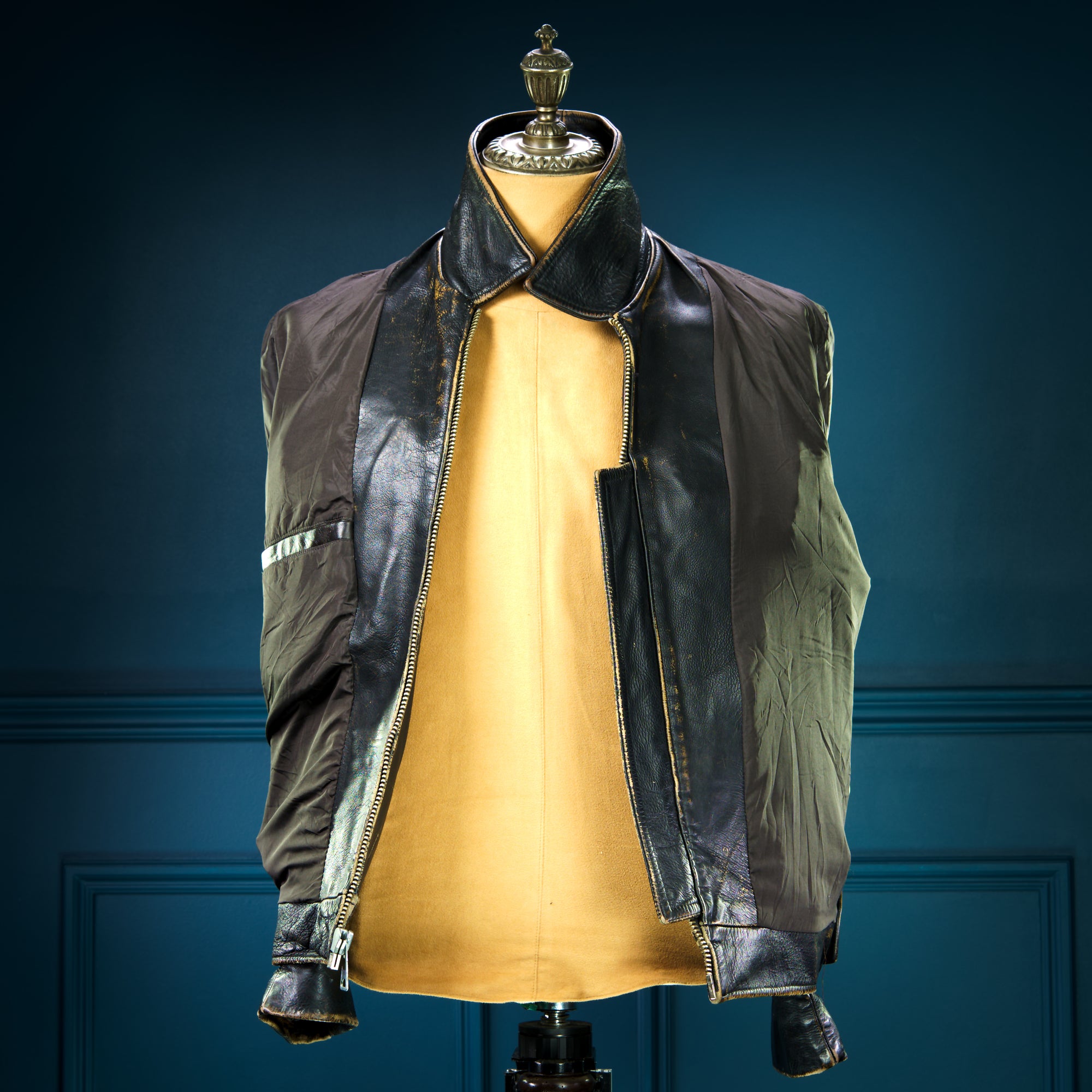 Vintage 90s Chevignon Steerhide Highwayman Biker Single Rider Leather Jacket “M”