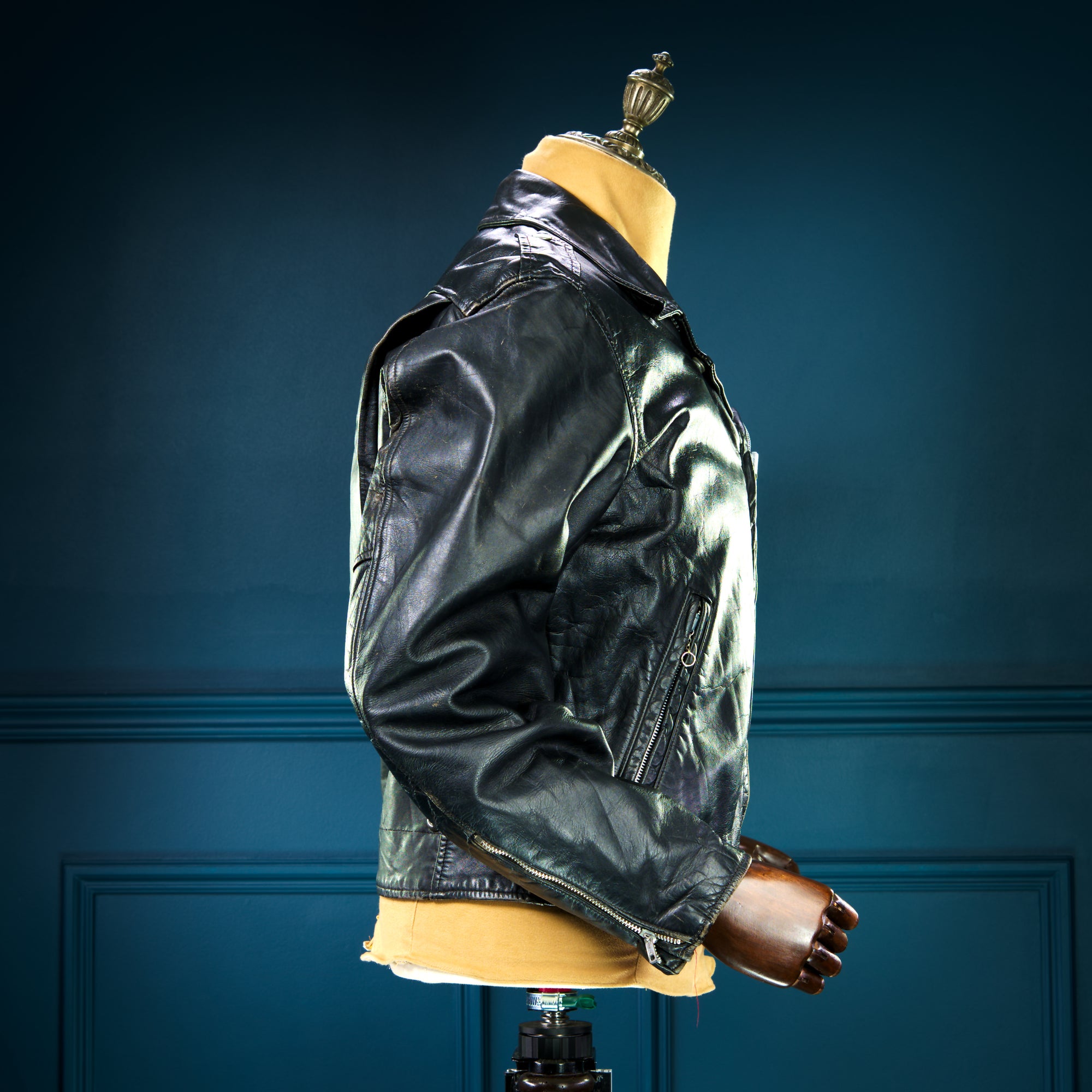 Vintage 1960s Sears Oakbrook Steerhide D Pocket Biker Moto Leather Jacket “M”