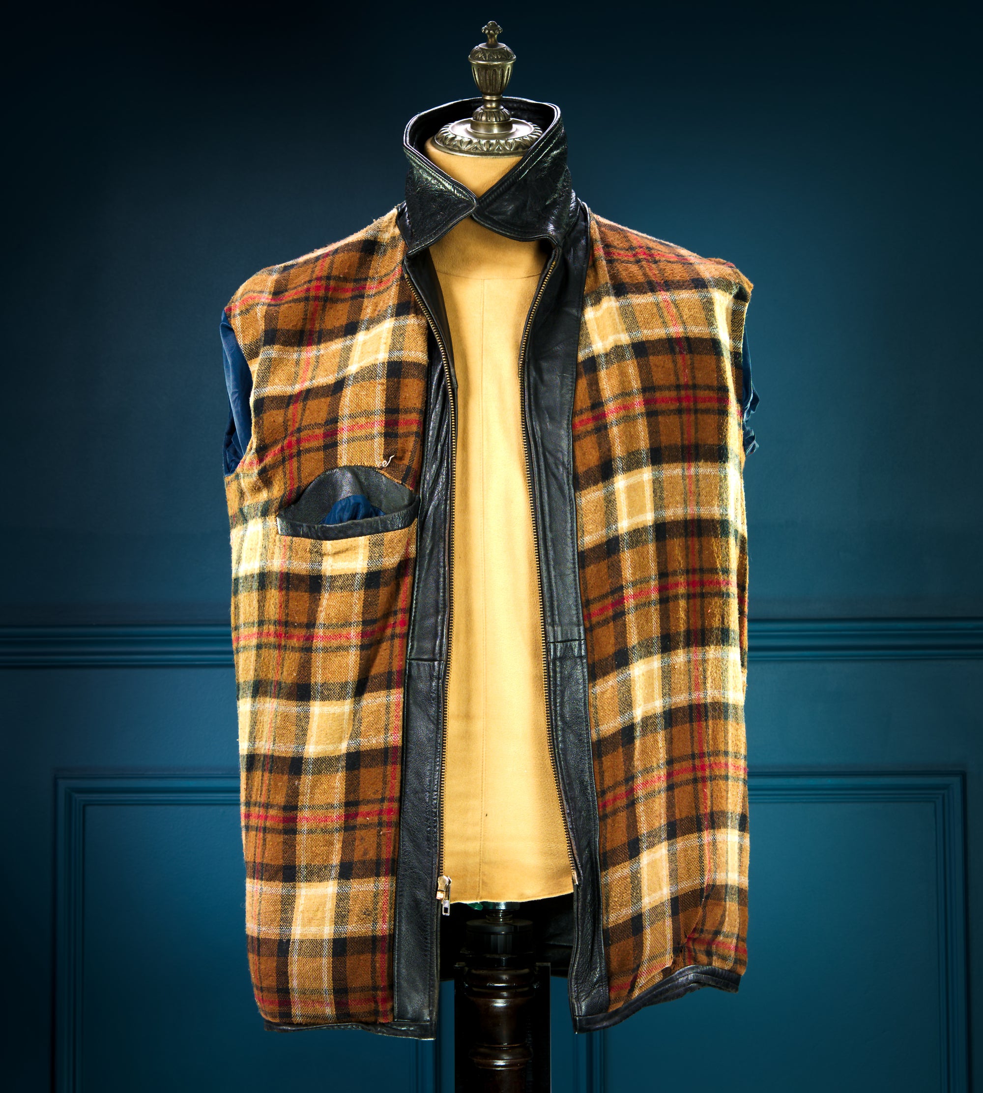 Vintage 1960s French Brown Sheepskin Biker Worker Motorcyle Leather Jacket “M”