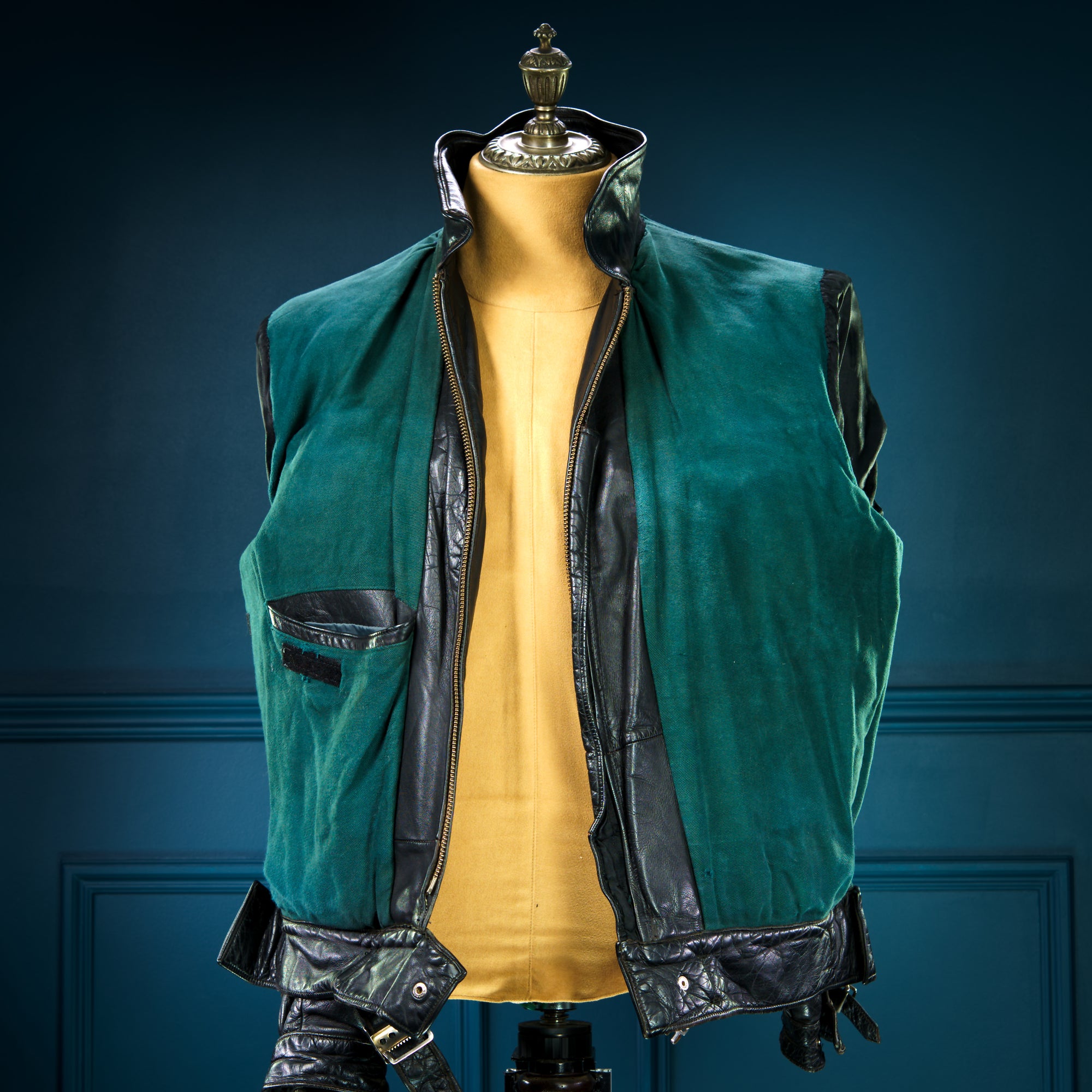 Vintage 1940s Cold War Horsehide Police Biker Patrol Leather Jacket “L