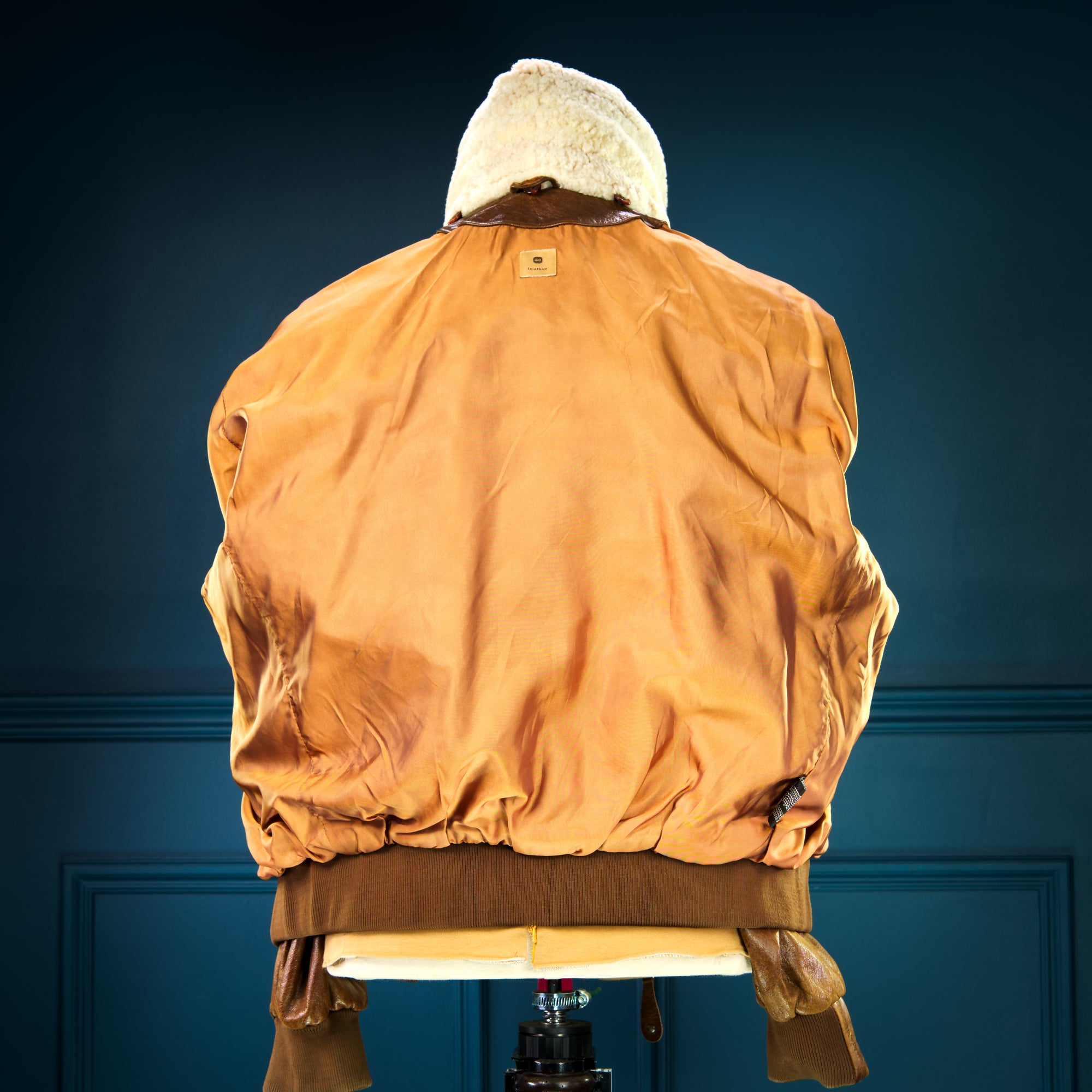 Vintage 90s German Buffalo Flight Bomber Aviator Leather Jacket Fur Collar “M”