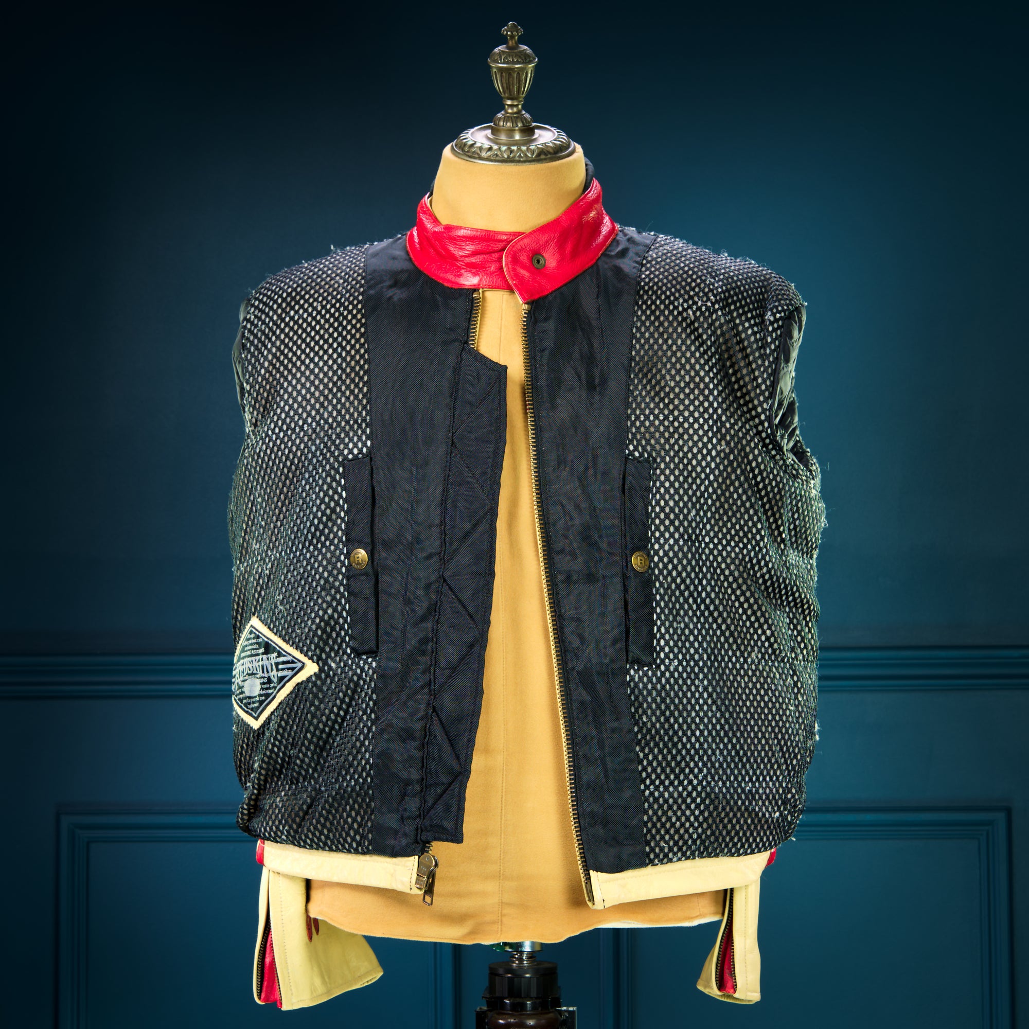 Vintage 90s French Limited Edition Indy 500 Cafe Racer Biker Leather Jacket “M”