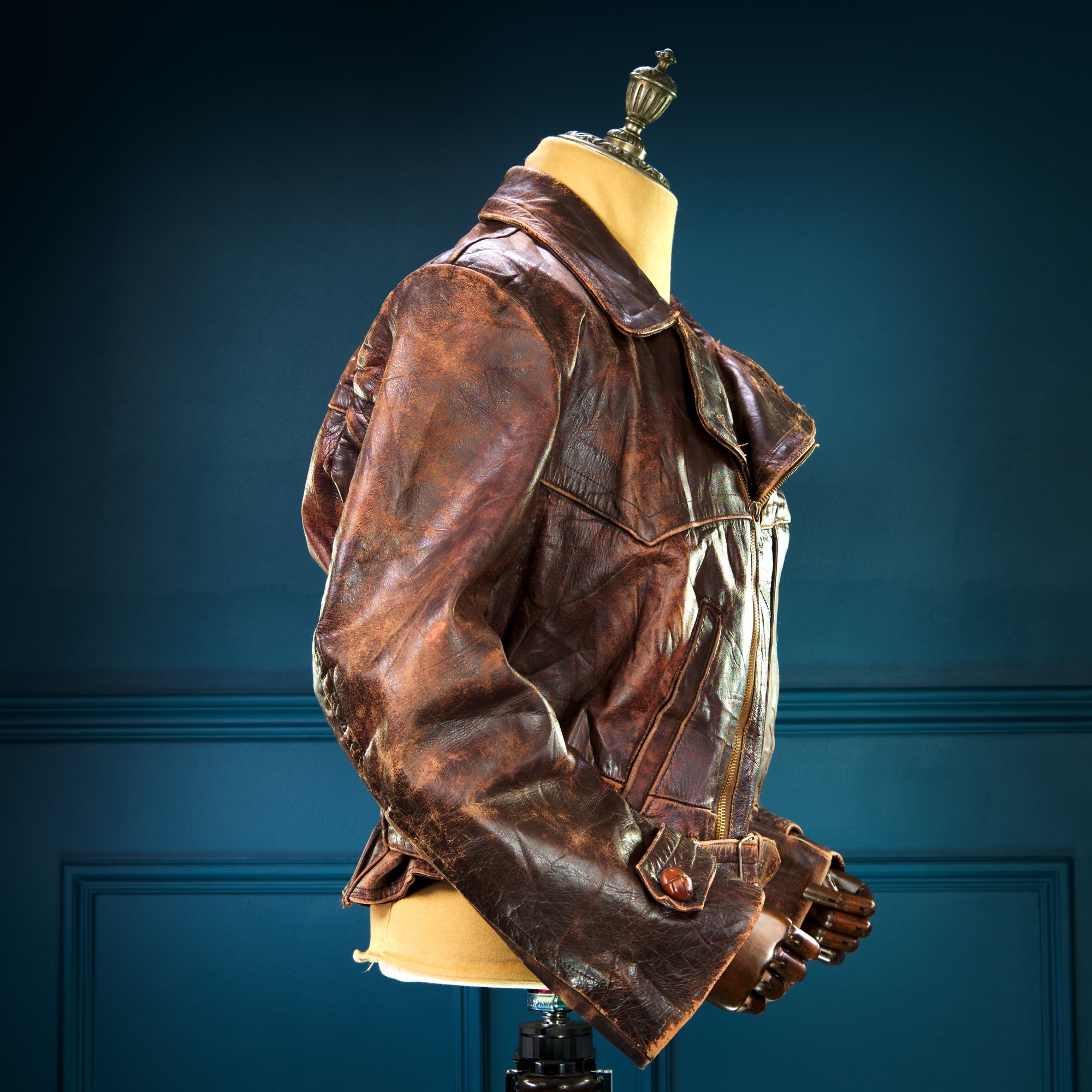 Vintage 1940s WW2 German Horsehide Modified Trenchcoat Biker Leather Jacket “M"