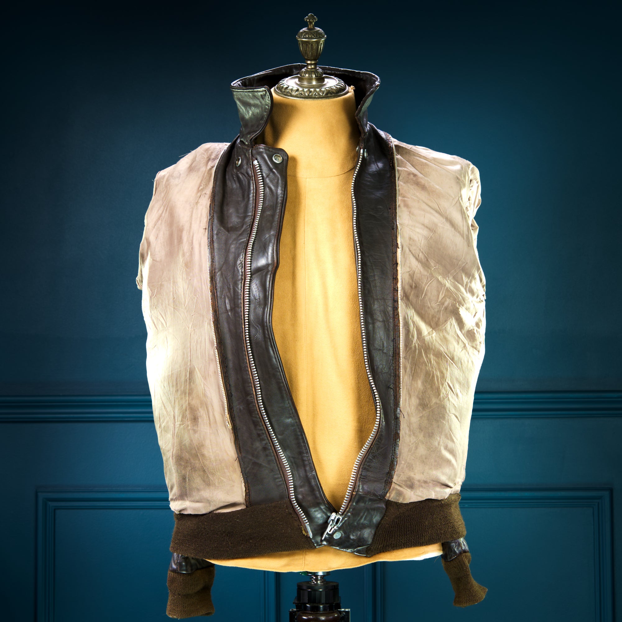 Vintage 1980s Schott 184SM A2 Brown Bomber Flight Leather Jacket “M”