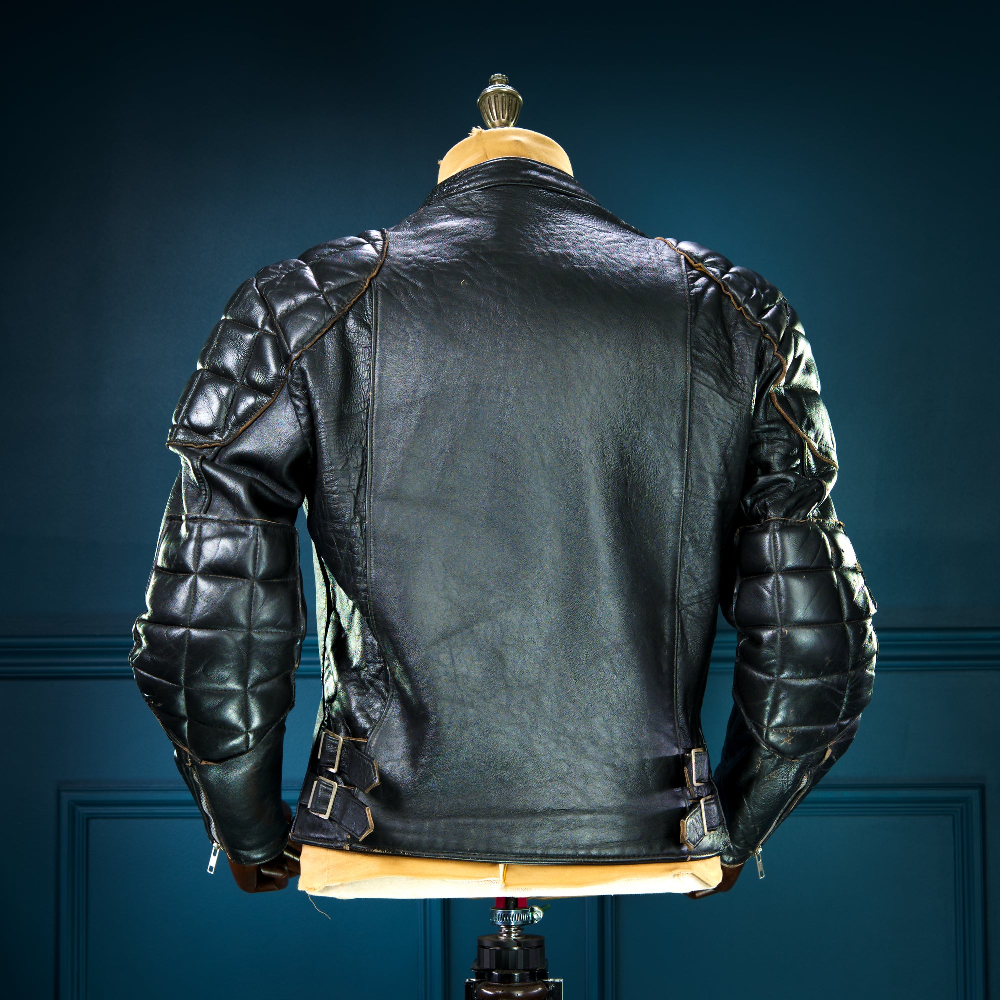 Vintage 1970s TT Leathers British Sheepskin Black Racer Biker Leather Jacket “M”