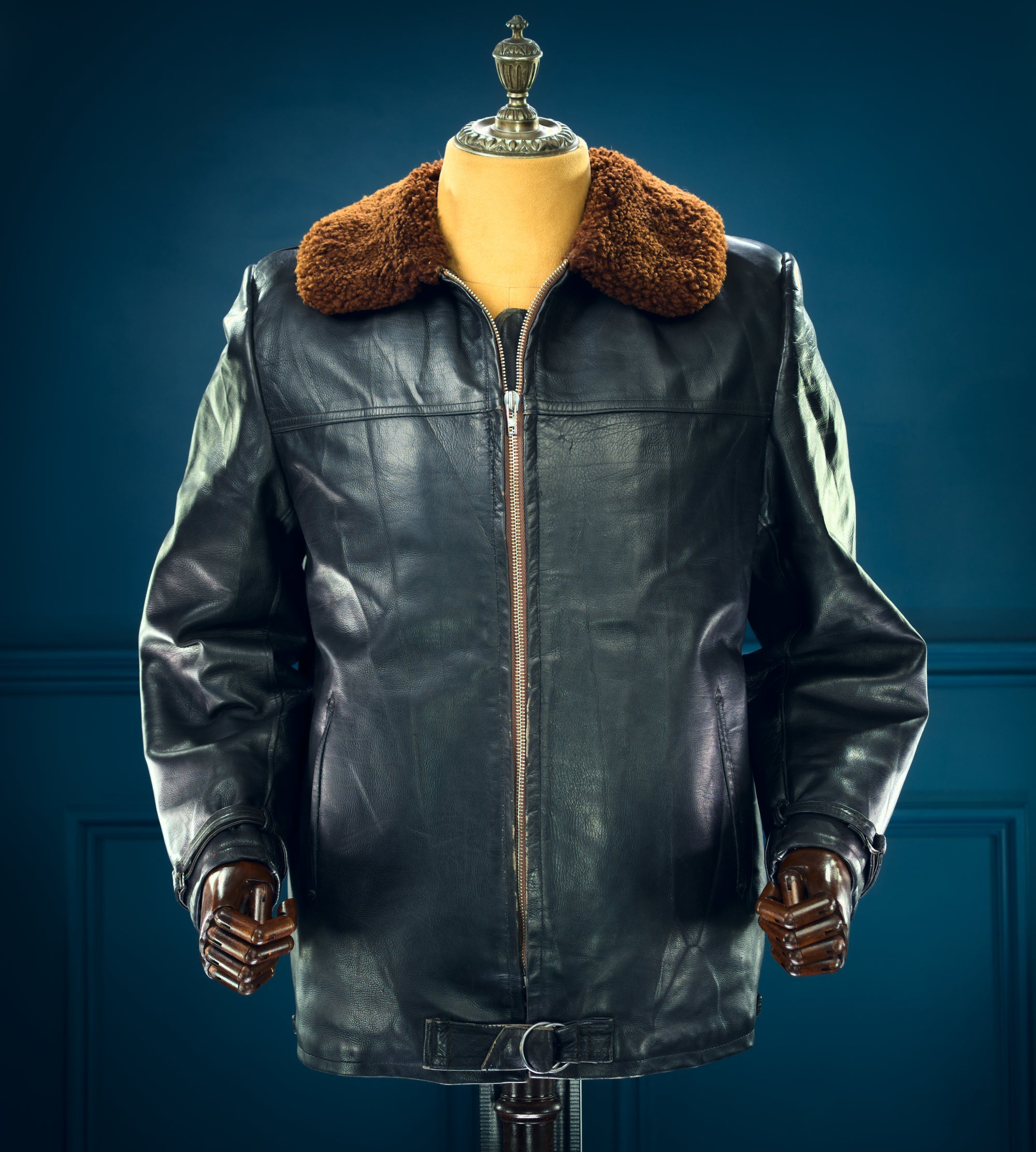 Vintage 1950s Cold War Czech Flight Aviator Bomber Leather Jacket Fur Collar “L”