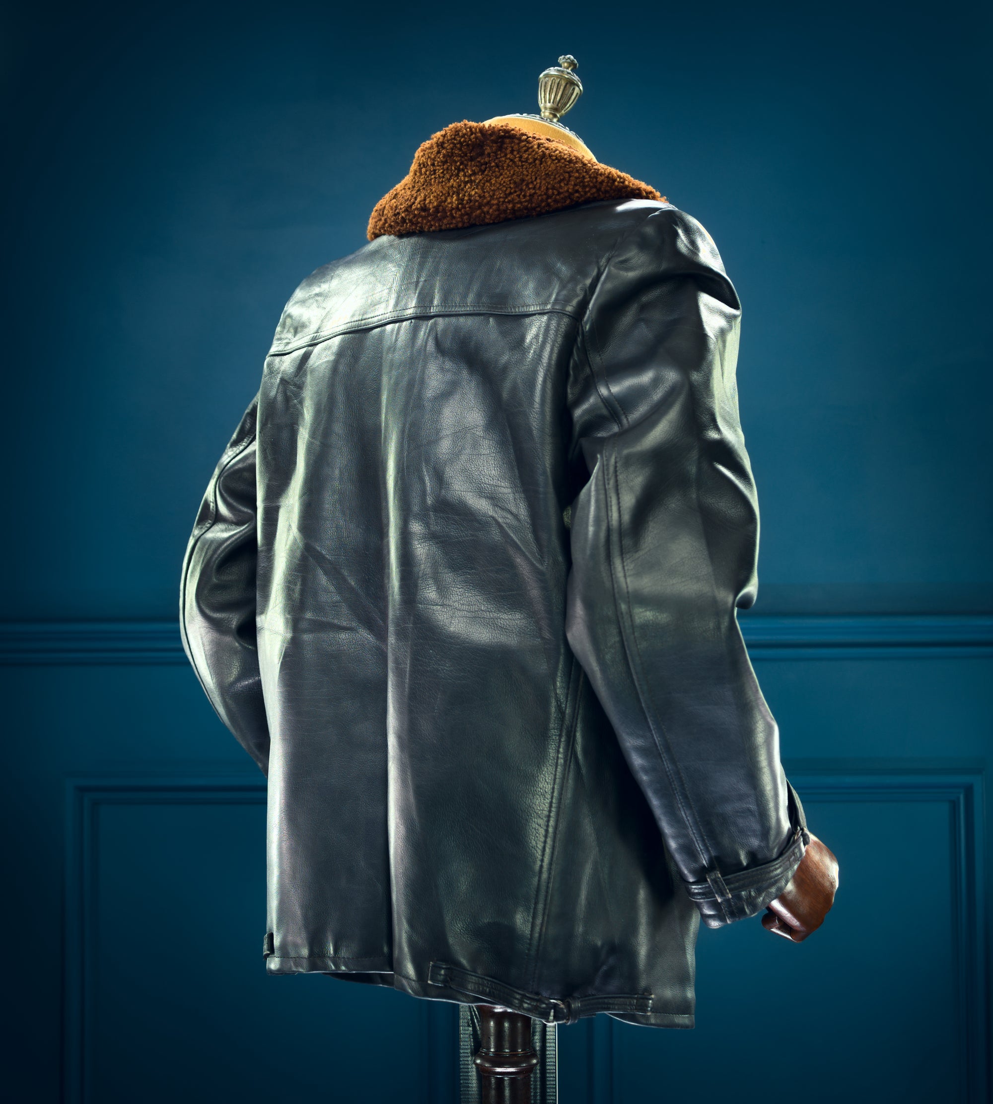 Vintage 1950s Cold War Czech Flight Aviator Bomber Leather Jacket Fur Collar “L”