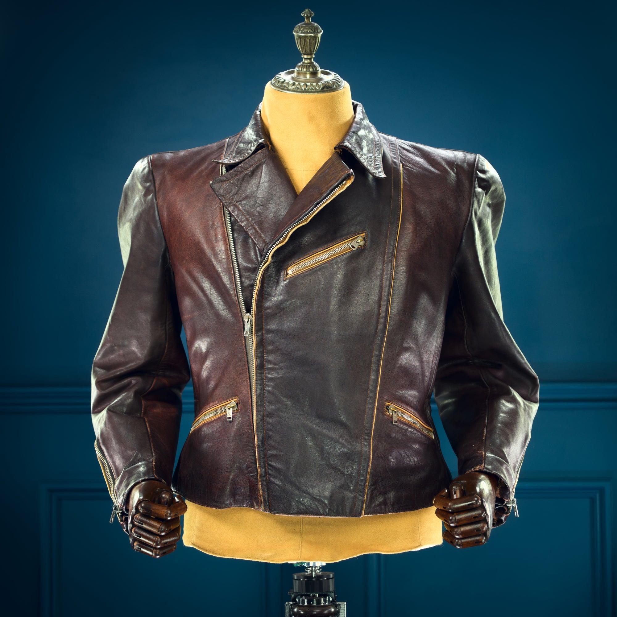 Vintage 1950s East German Racer Biker Motorcycle Sheepskin Leather Jacket “M”