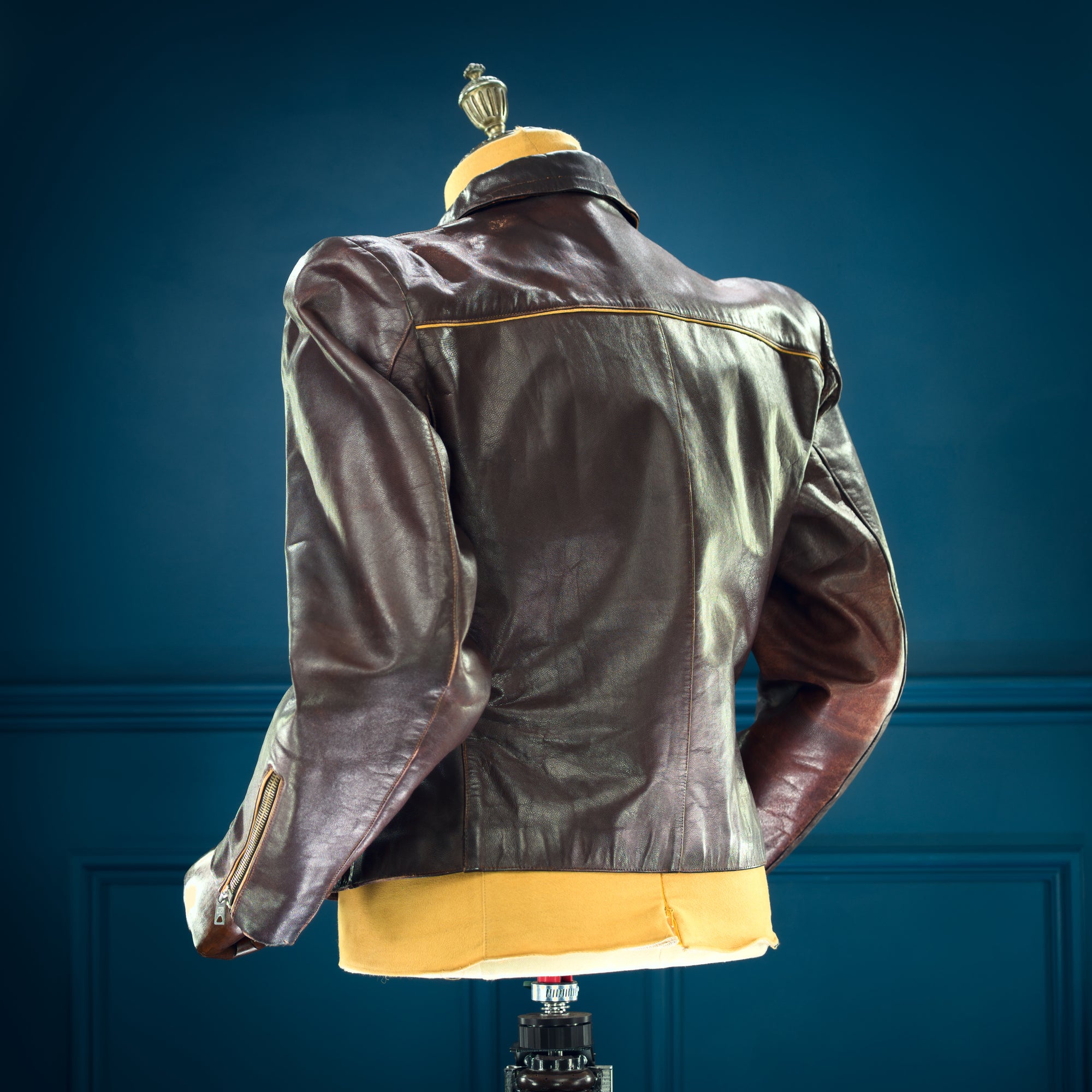 Vintage 1950s East German Racer Biker Motorcycle Sheepskin Leather Jacket “M”