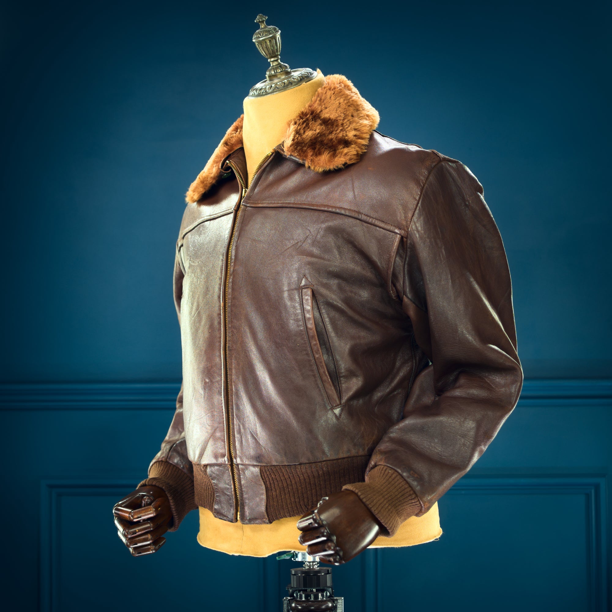 Vintage 1950s French Flight Aviator Bomber Sheepskin Leather Jacket “M”