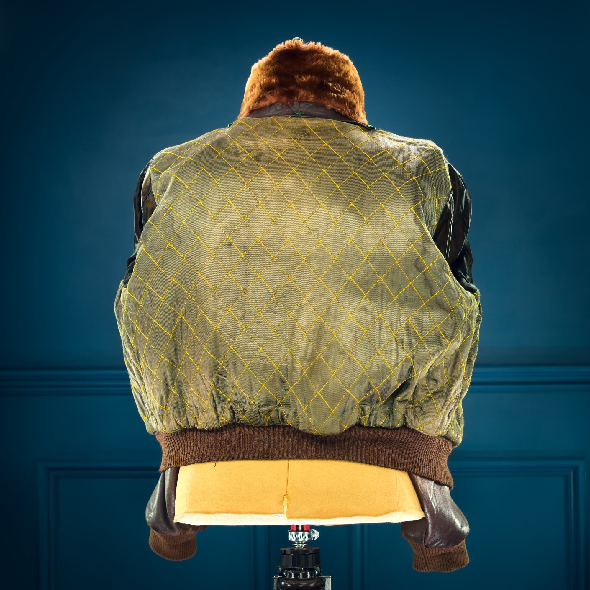 Vintage 1950s French Flight Aviator Bomber Sheepskin Leather Jacket “M”