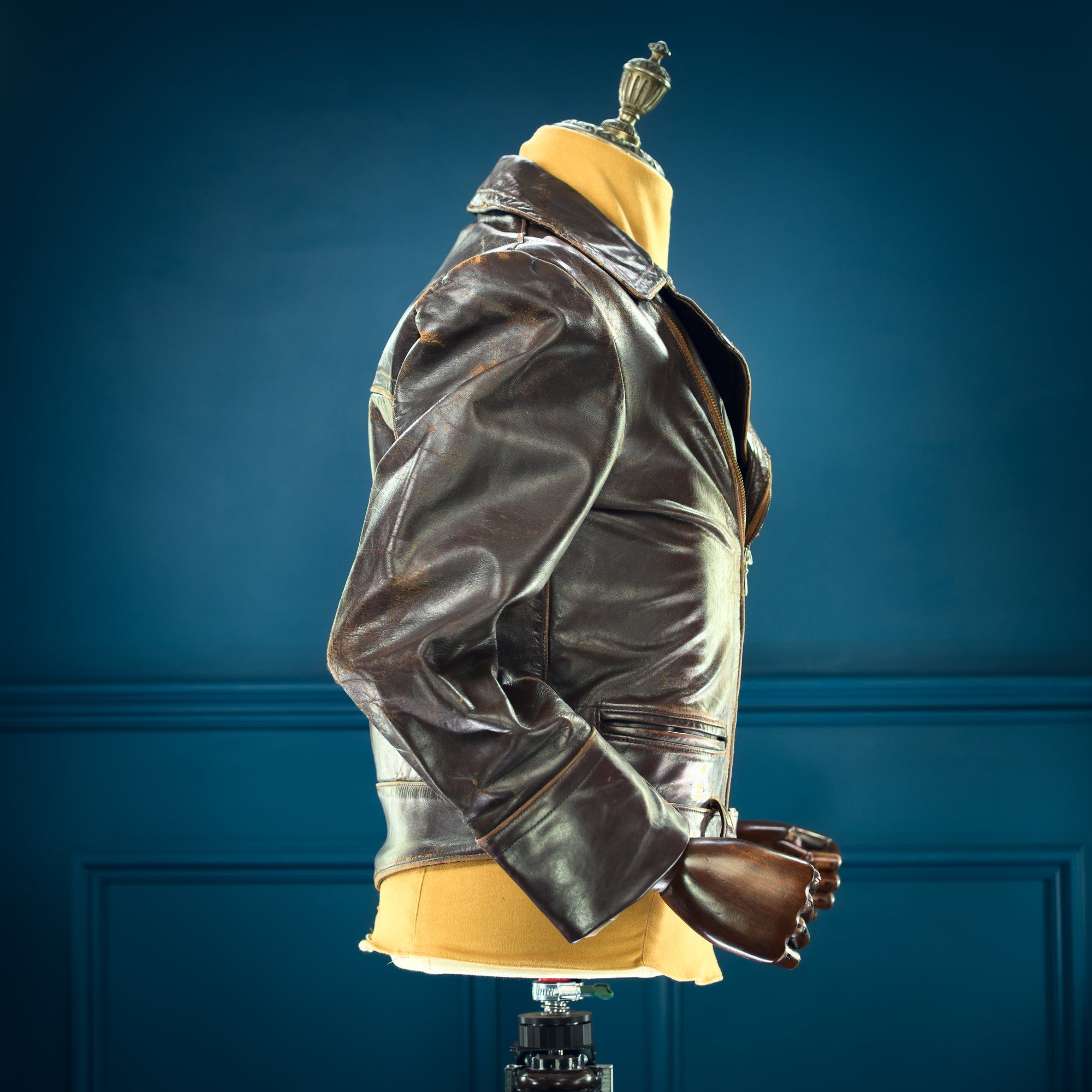 Vintage 1950s West German Calfskin Aviator Flight Biker Rider Leather Jacket “S”