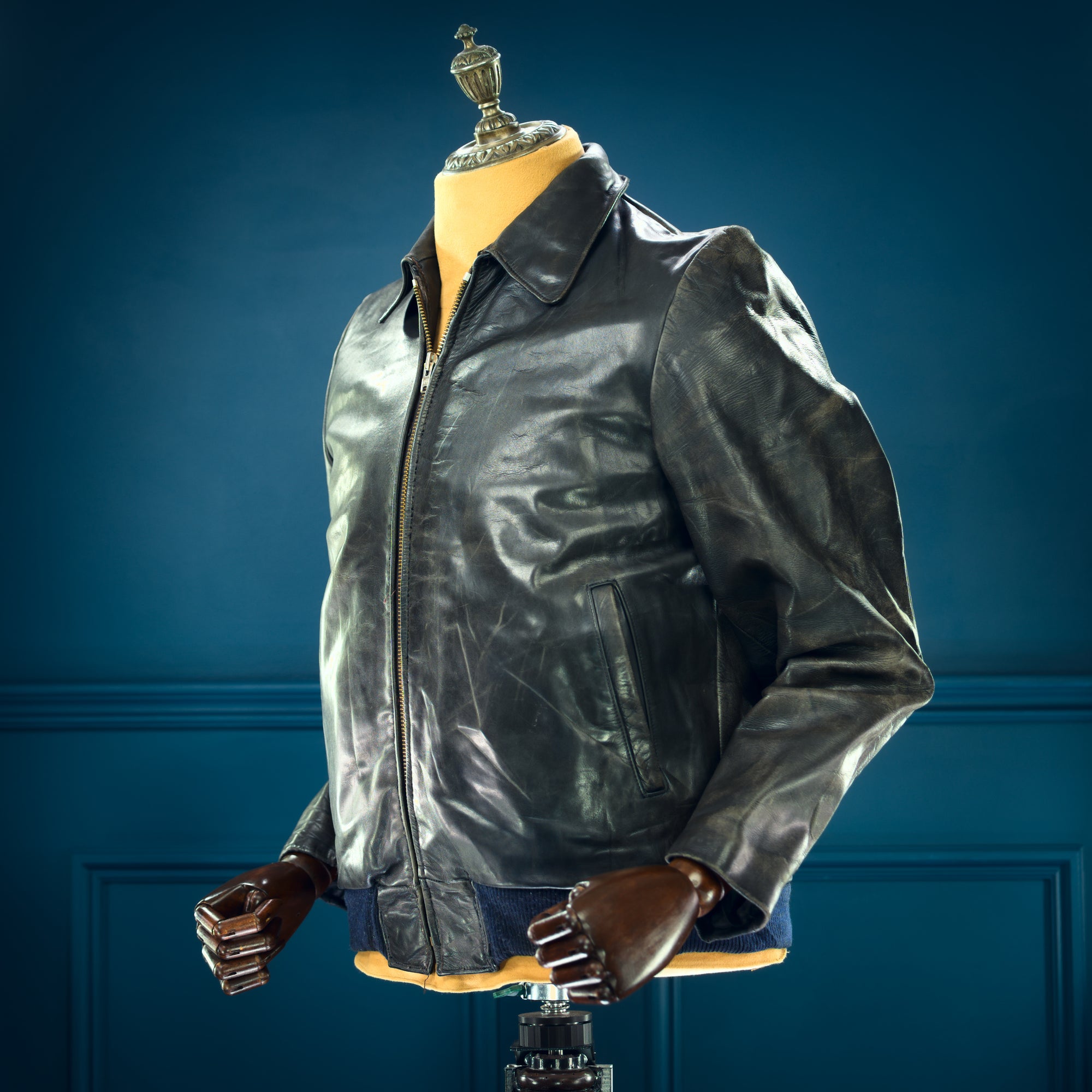 Vintage 1950s German Horsehide Black Flight Bomber Aviator Leather Jacket “M”