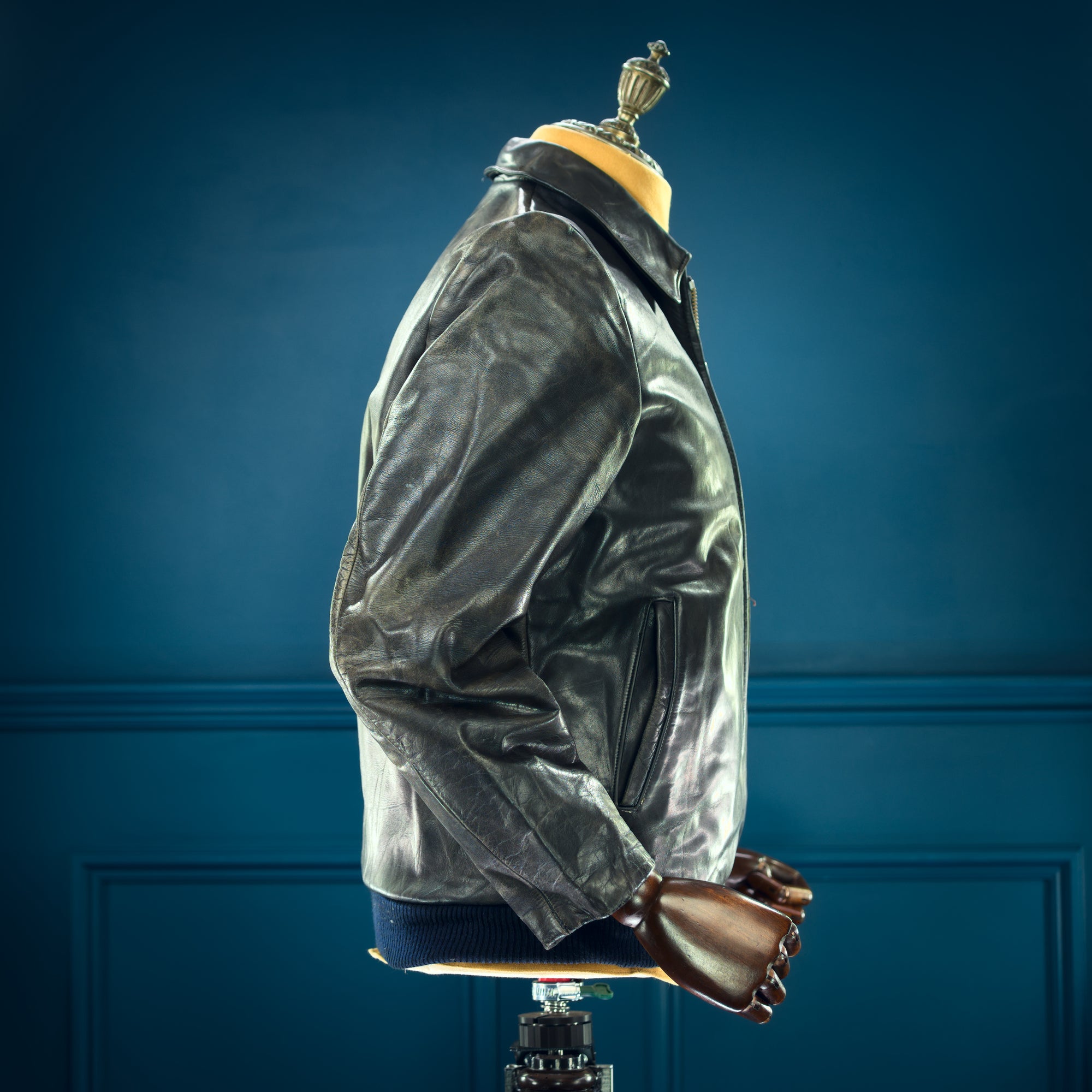 Vintage 1950s German Horsehide Black Flight Bomber Aviator Leather Jacket “M”