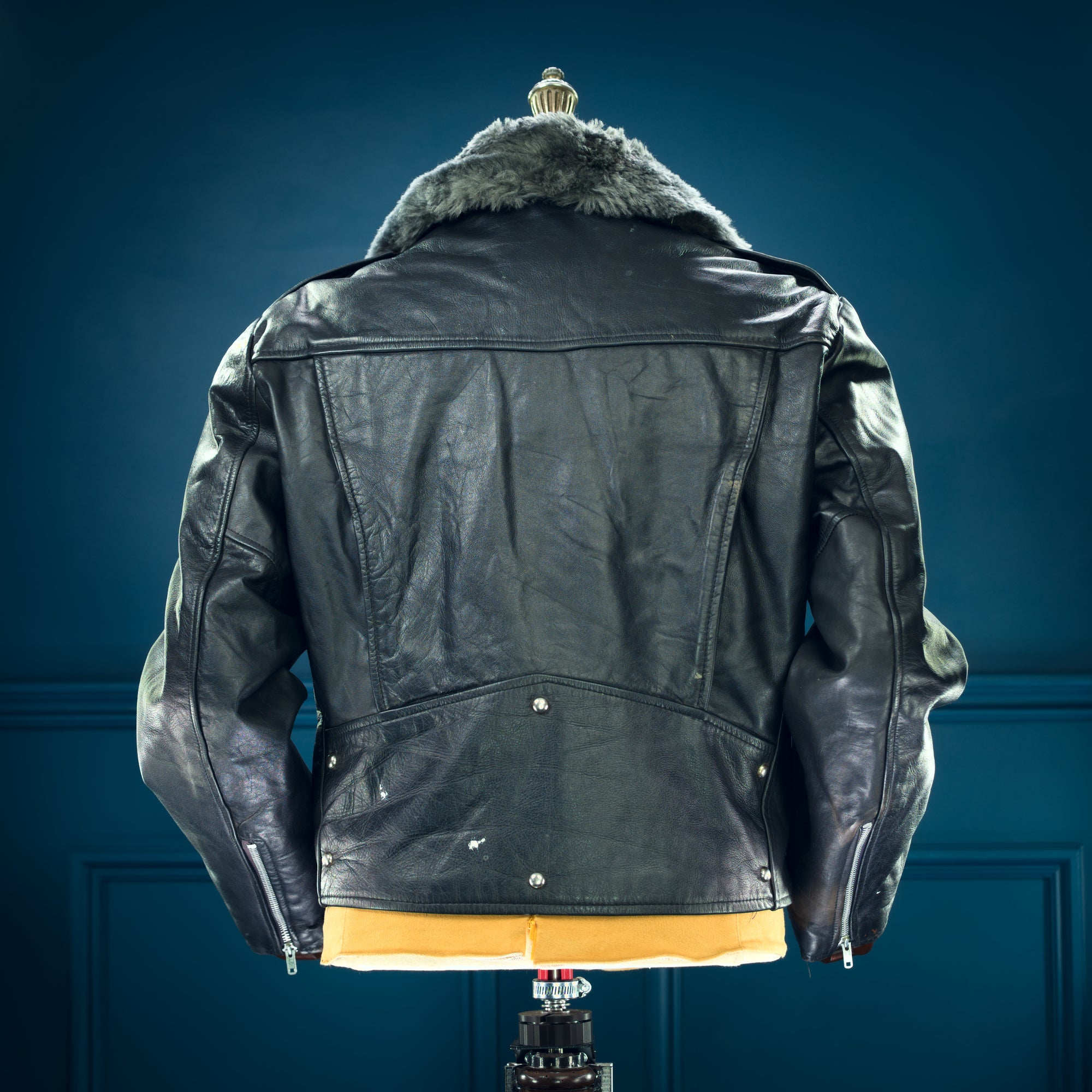 Vintage 1960s Montgomery Ward Biker Motorcycle Brando Rider Leather Jacket “L”