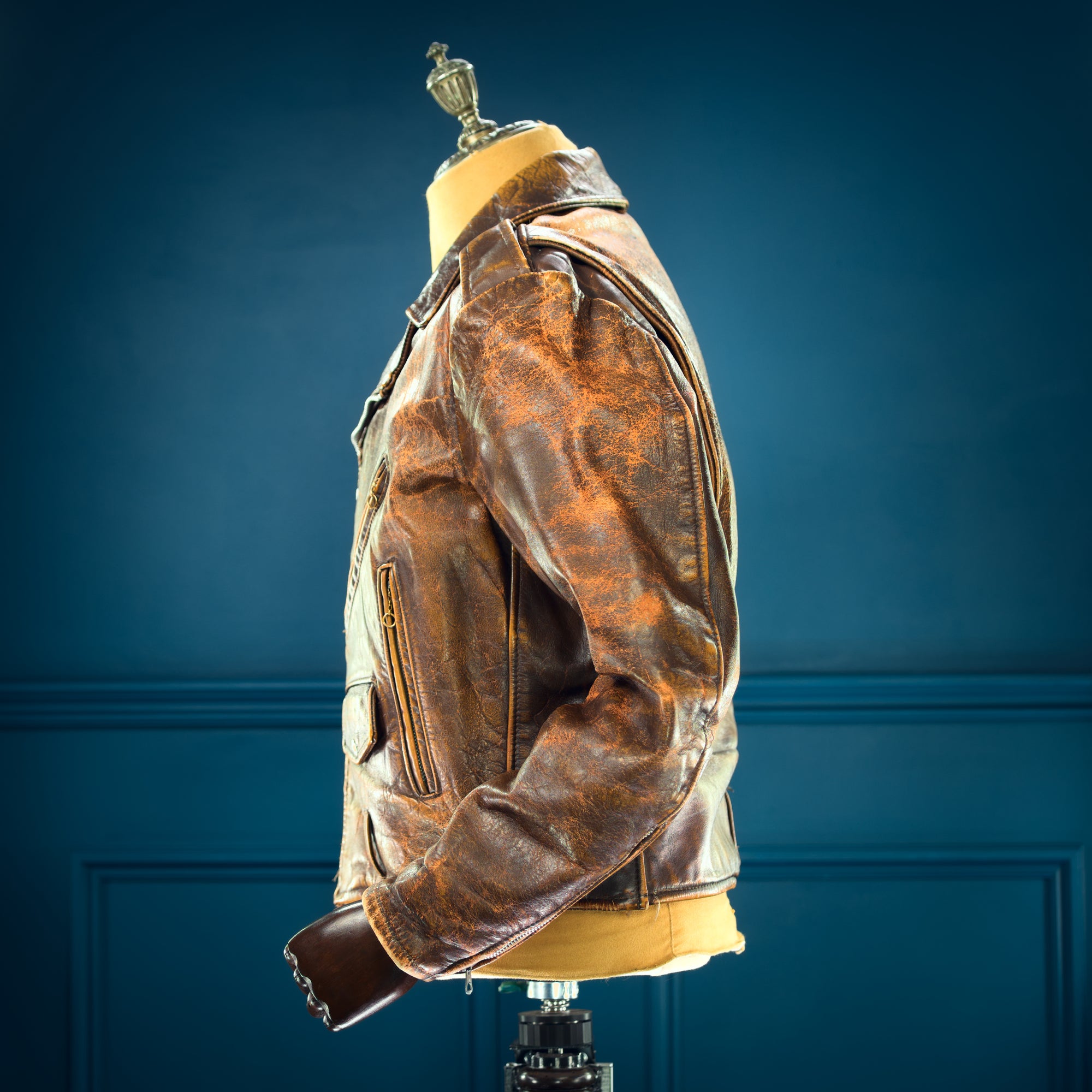 Vintage 1960s American Brown Steerhide Distressed Biker Rider Leather Jacket “L”