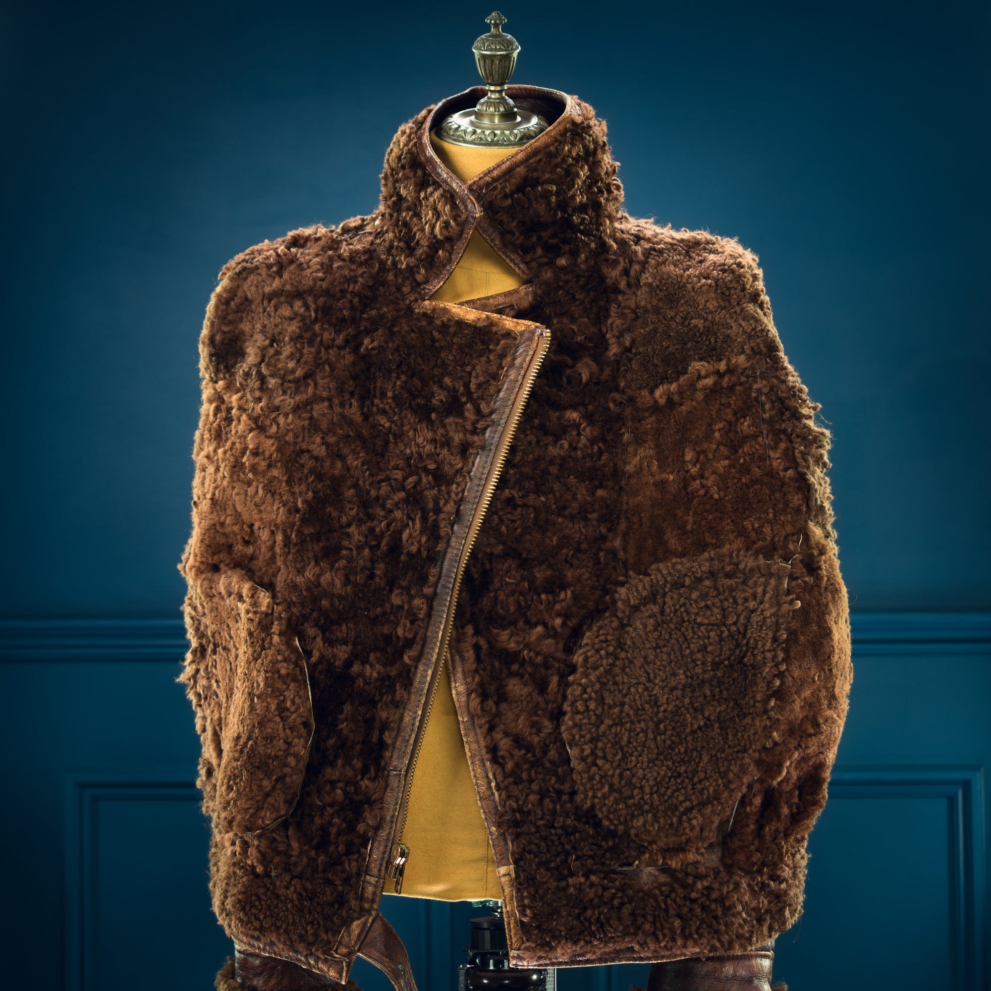 Vintage 1980s British Sheepskin Crosszip Flight Bomber Leather Jacket “XL"