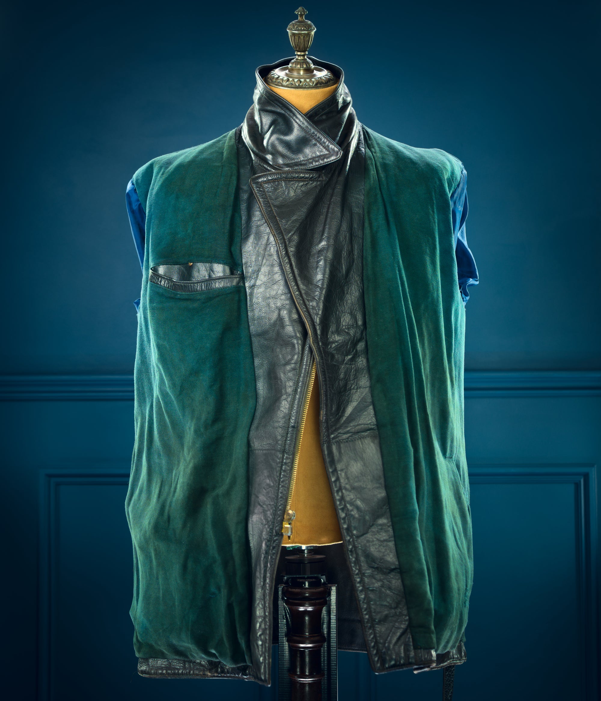 Vintage 1950s West German Police Border Patrol Biker Dispatch Leather Jacket “M”