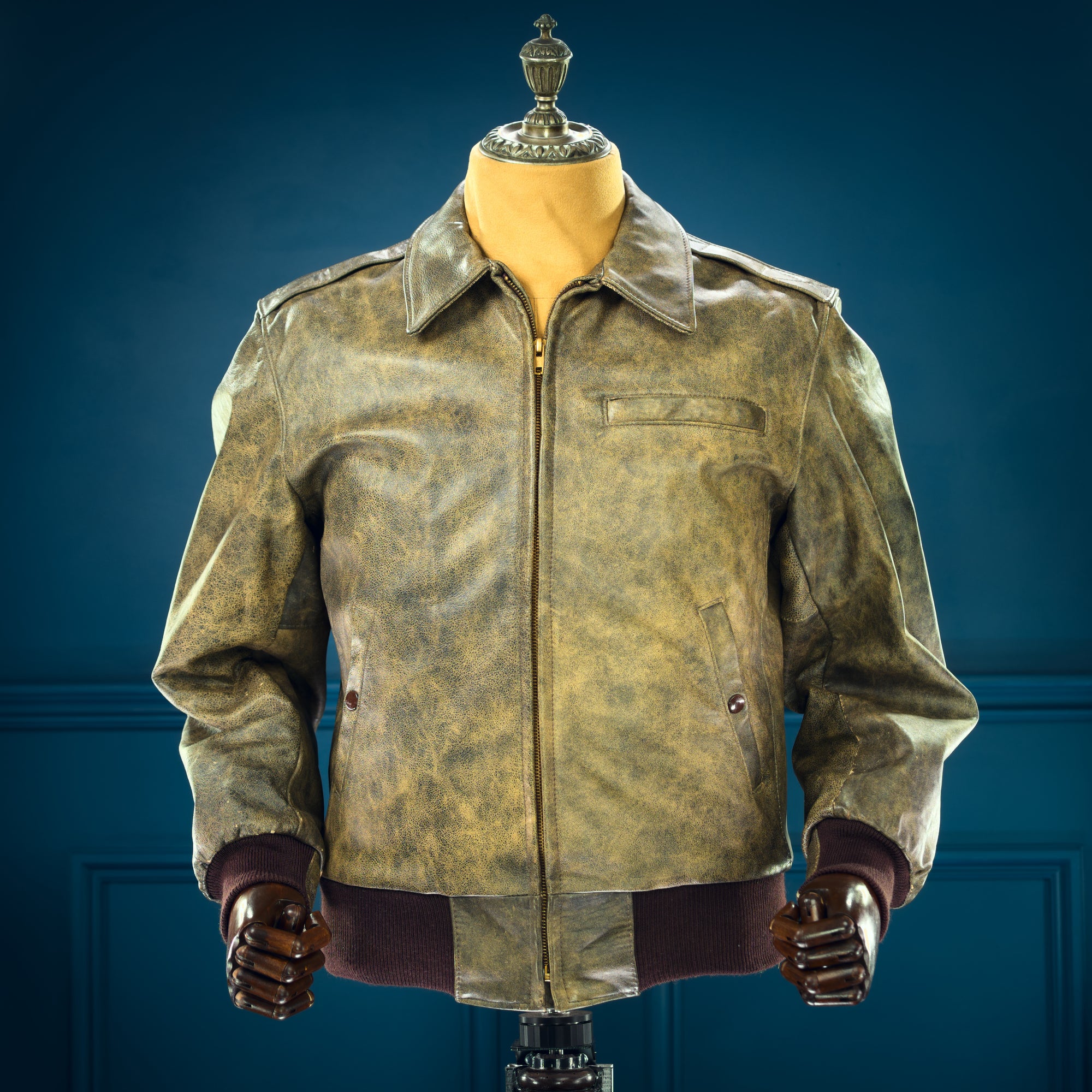 Vintage 1980s American Flight Bomber Aviator Buffalo Hide Leather Jacket “M”