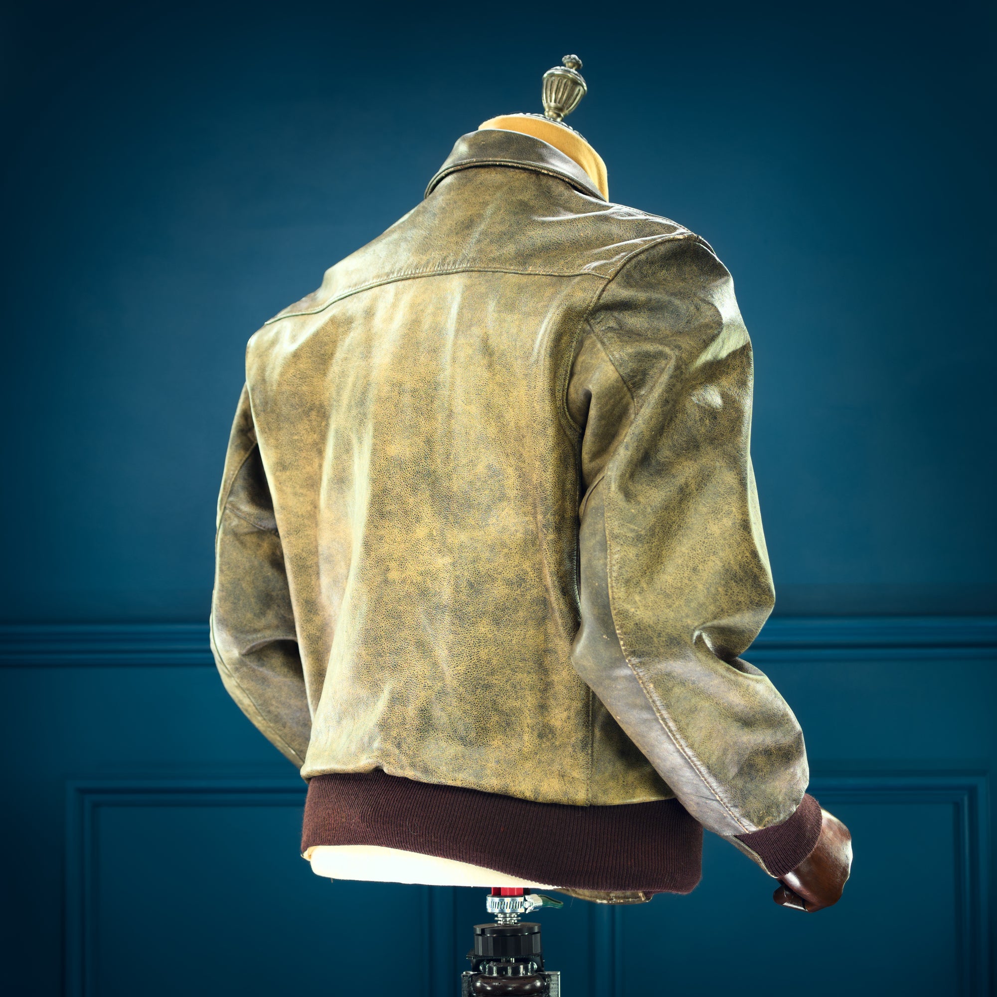 Vintage 1980s American Flight Bomber Aviator Buffalo Hide Leather Jacket “M”