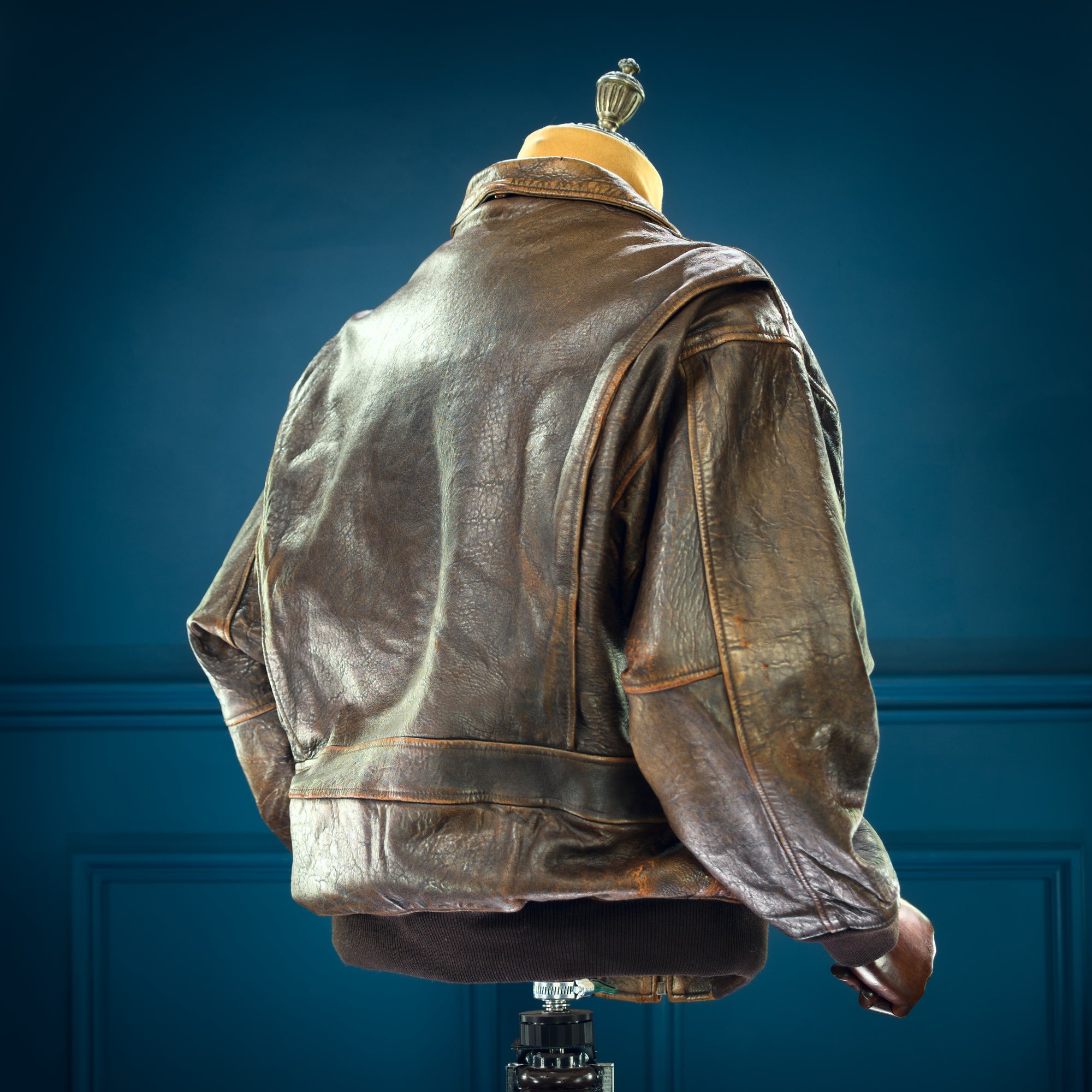 Vintage 1980s Avirex G1 Sheepskin Flight Bomber Aviator Leather Jacket USA “L”