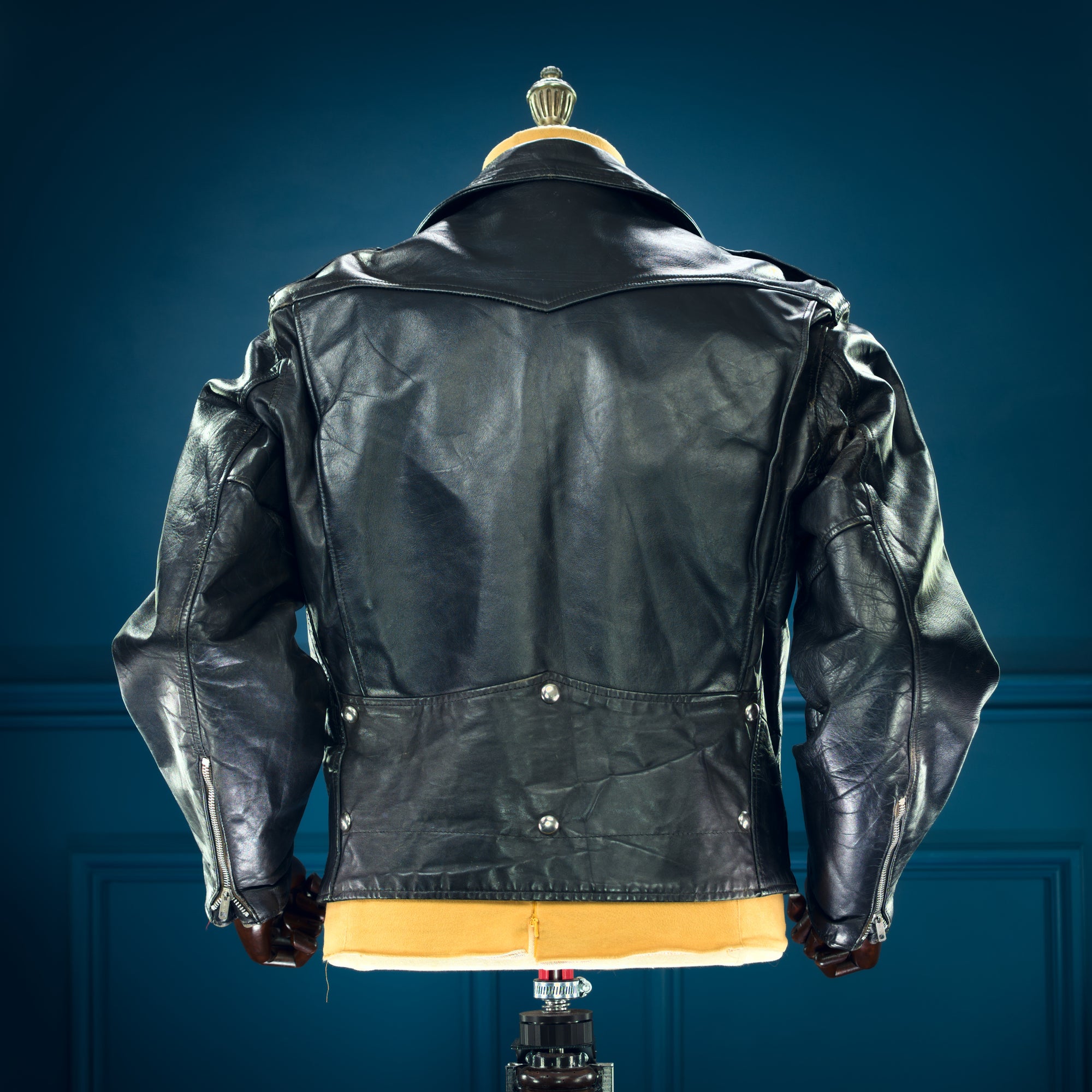 Vintage 1960s Sears Oakbrook Steerhide D Pocket Biker Moto Leather Jacket “M”