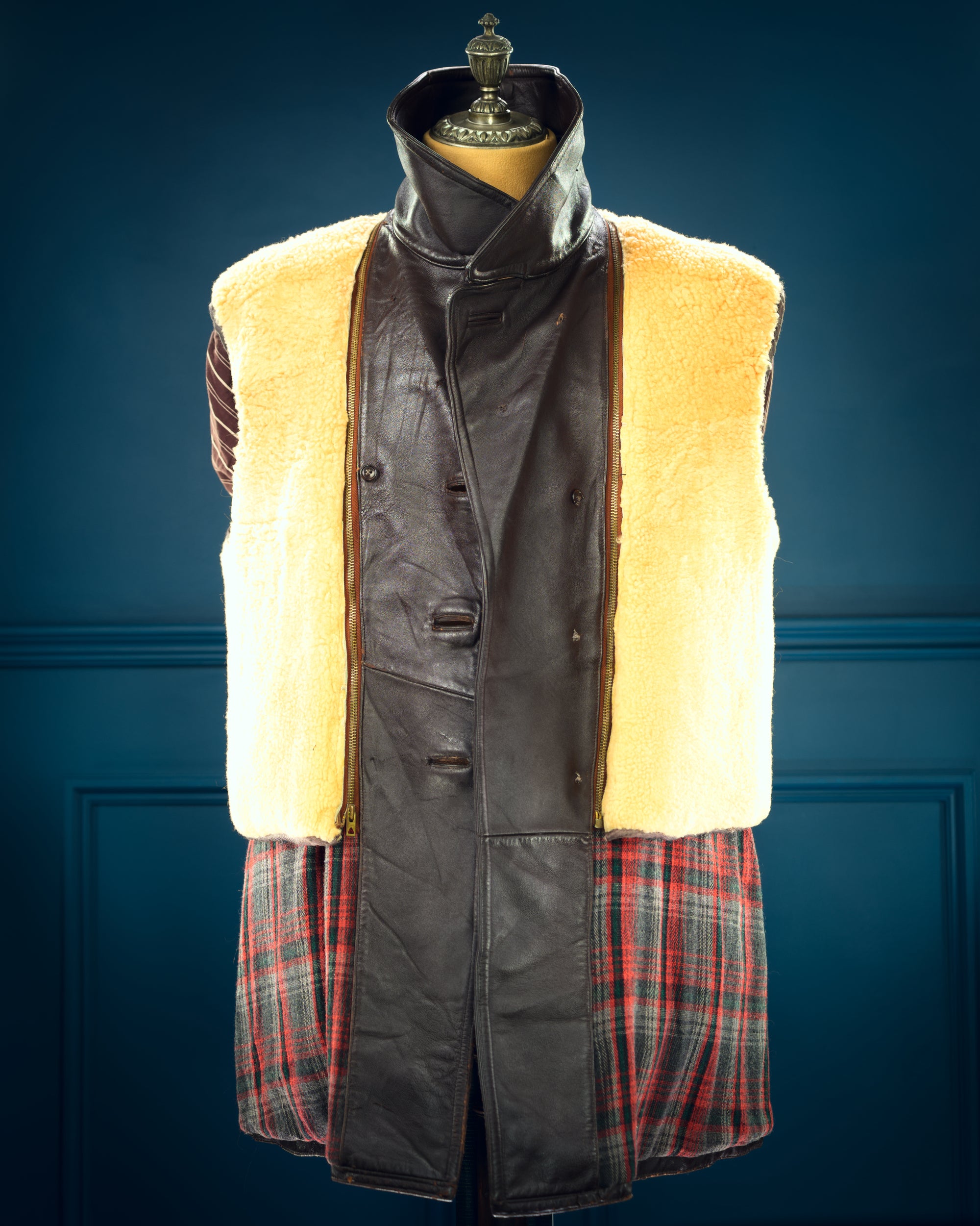 Vintage 1950s French Sheepskin Barnstormer Car Coat Flight Leather Jacket “L”