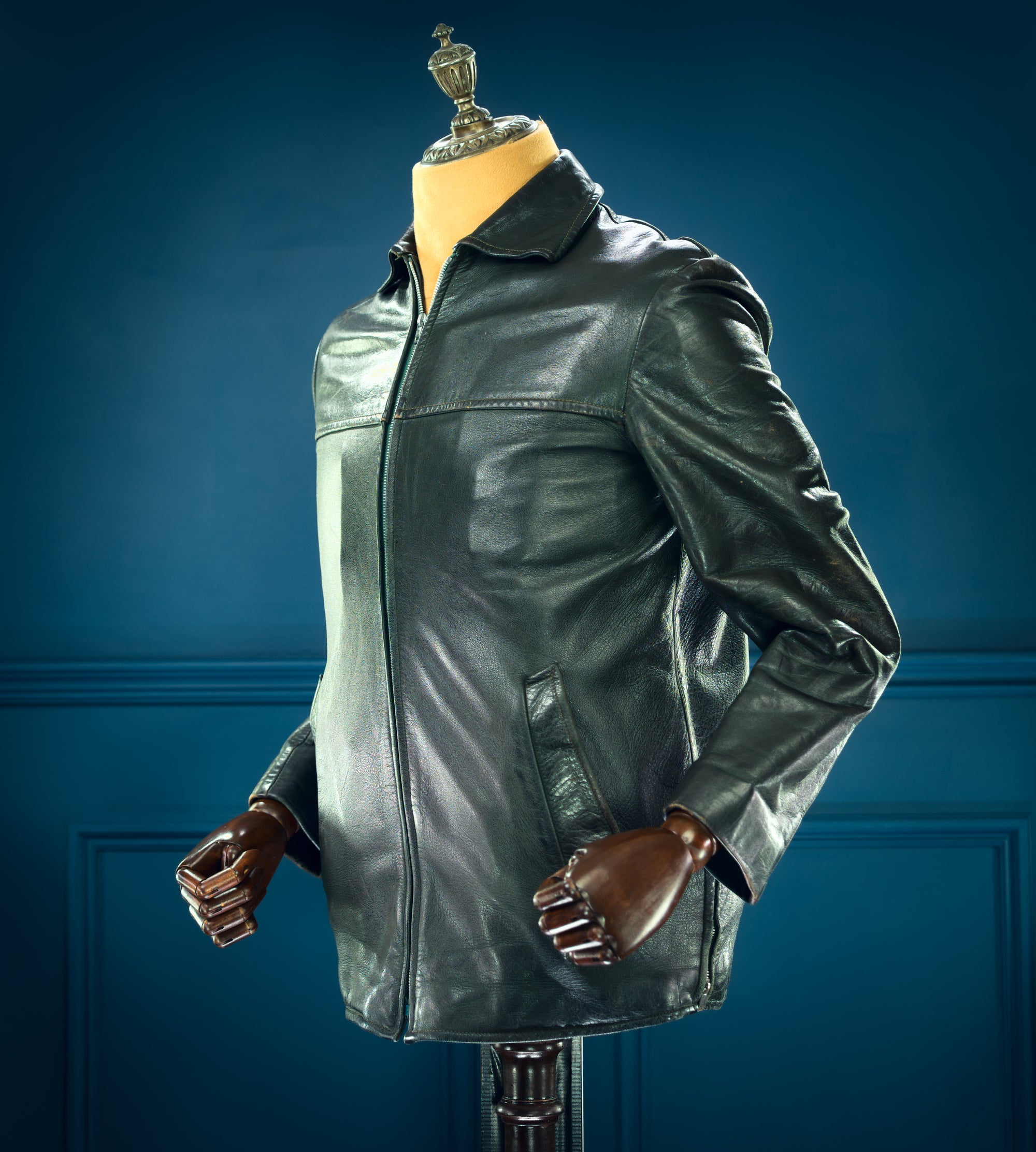 Vintage 1960s East German Sheepskin Single Rider Worker Chore Leather Jacket “S”