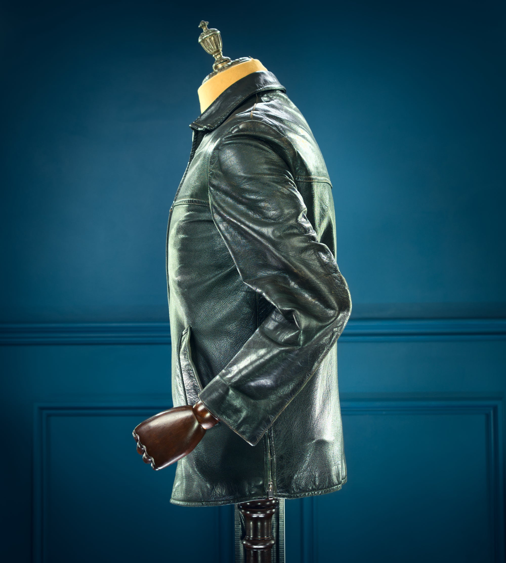 Vintage 1960s East German Sheepskin Single Rider Worker Chore Leather Jacket “S”