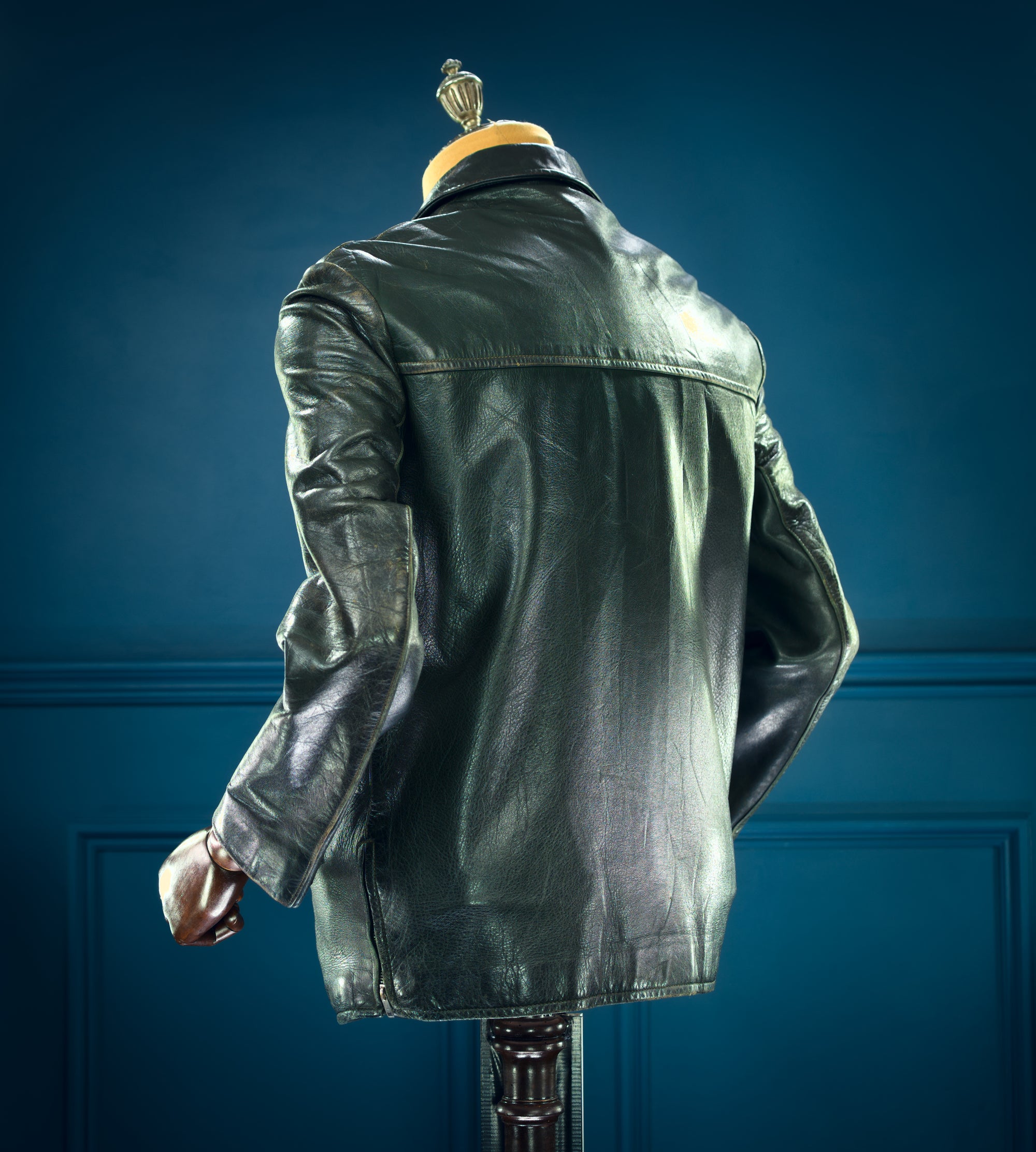 Vintage 1960s East German Sheepskin Single Rider Worker Chore Leather Jacket “S”