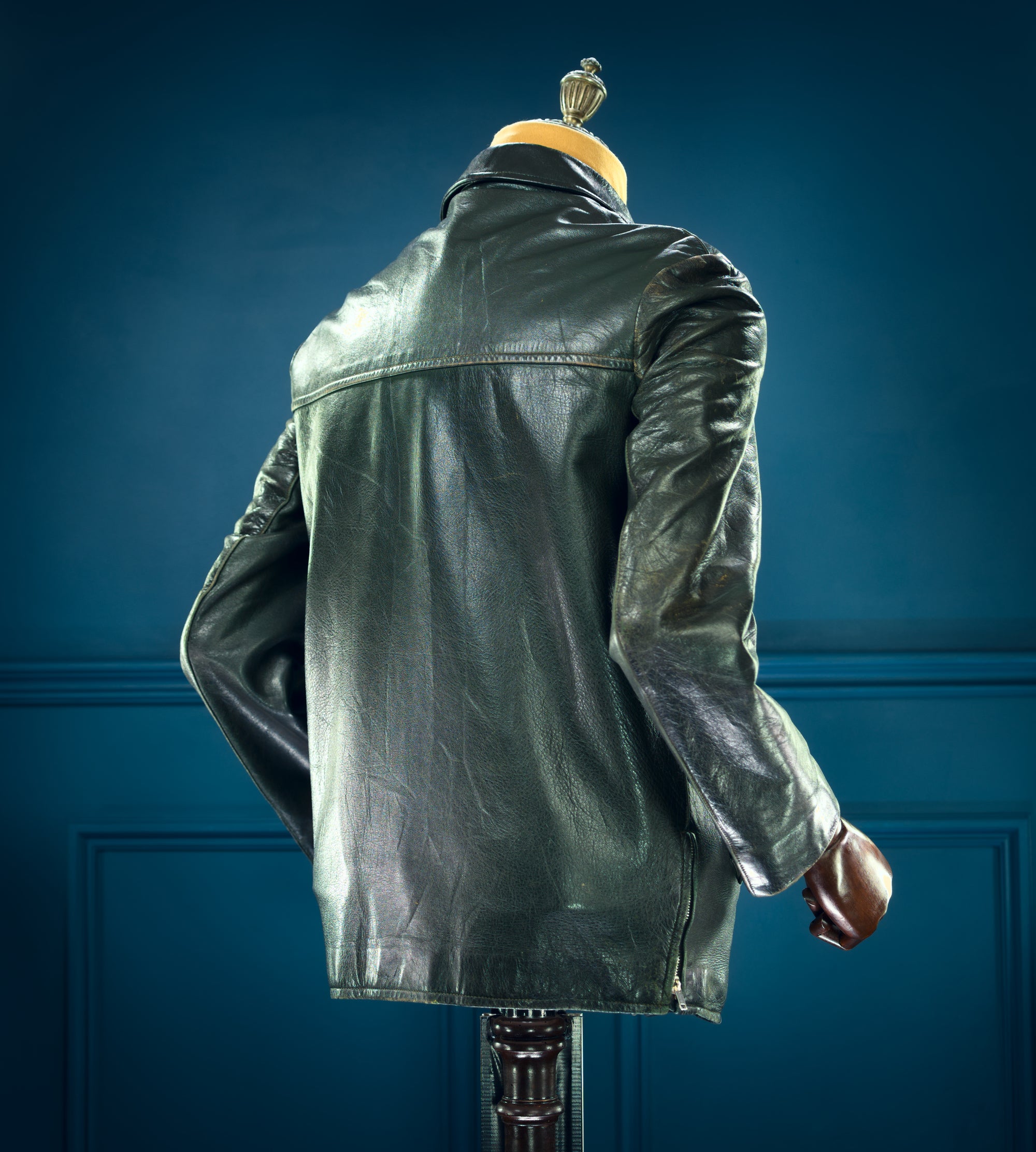 Vintage 1960s East German Sheepskin Single Rider Worker Chore Leather Jacket “S”