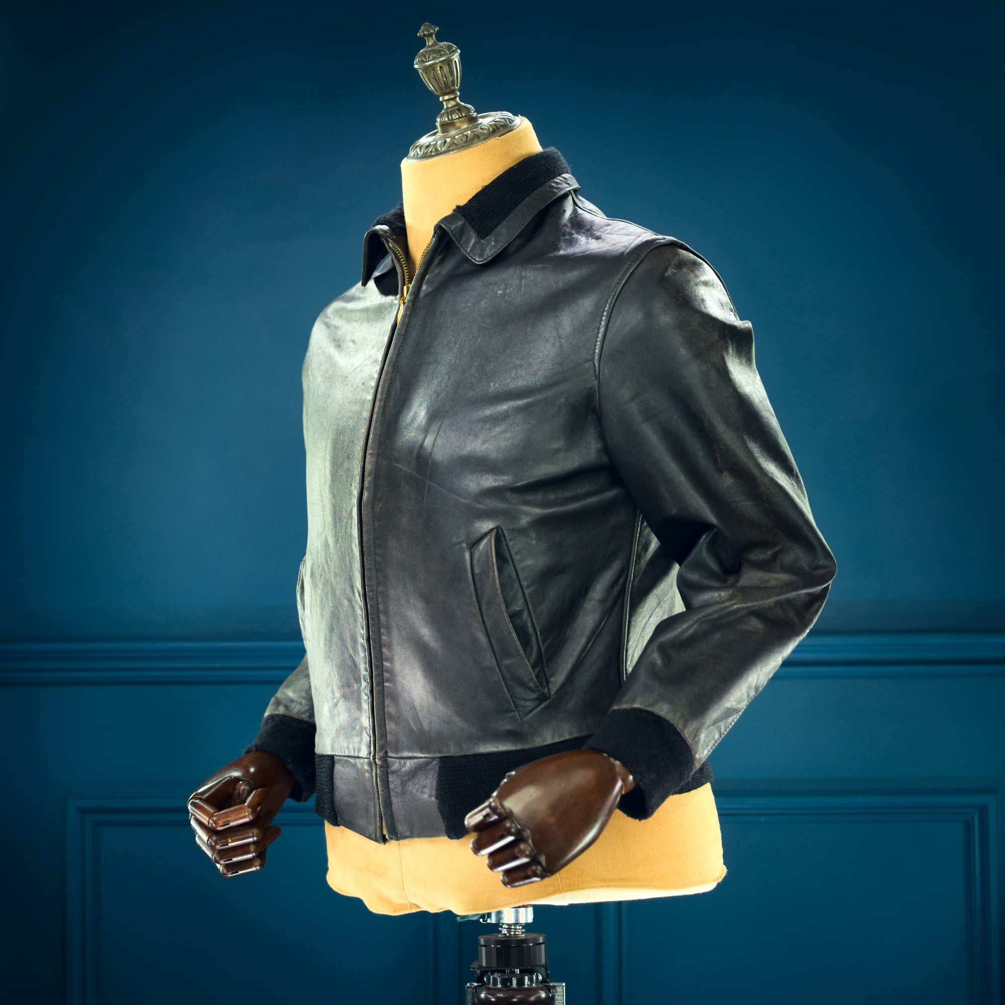 Vintage 1950s German Beatles Hamburg Sheepskin Flight Bomber Leather Jacket “S”