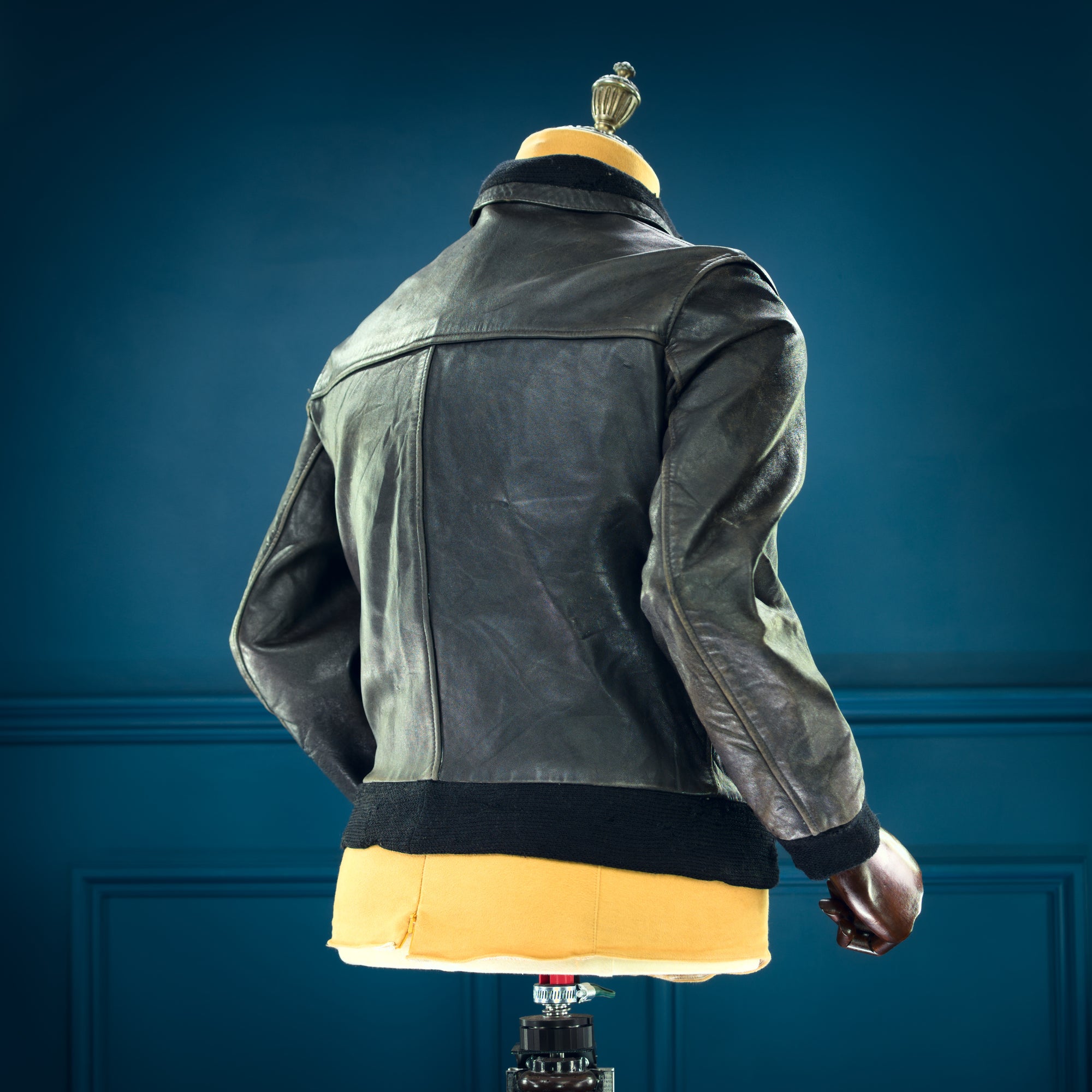 Vintage 1950s German Beatles Hamburg Sheepskin Flight Bomber Leather Jacket “S”