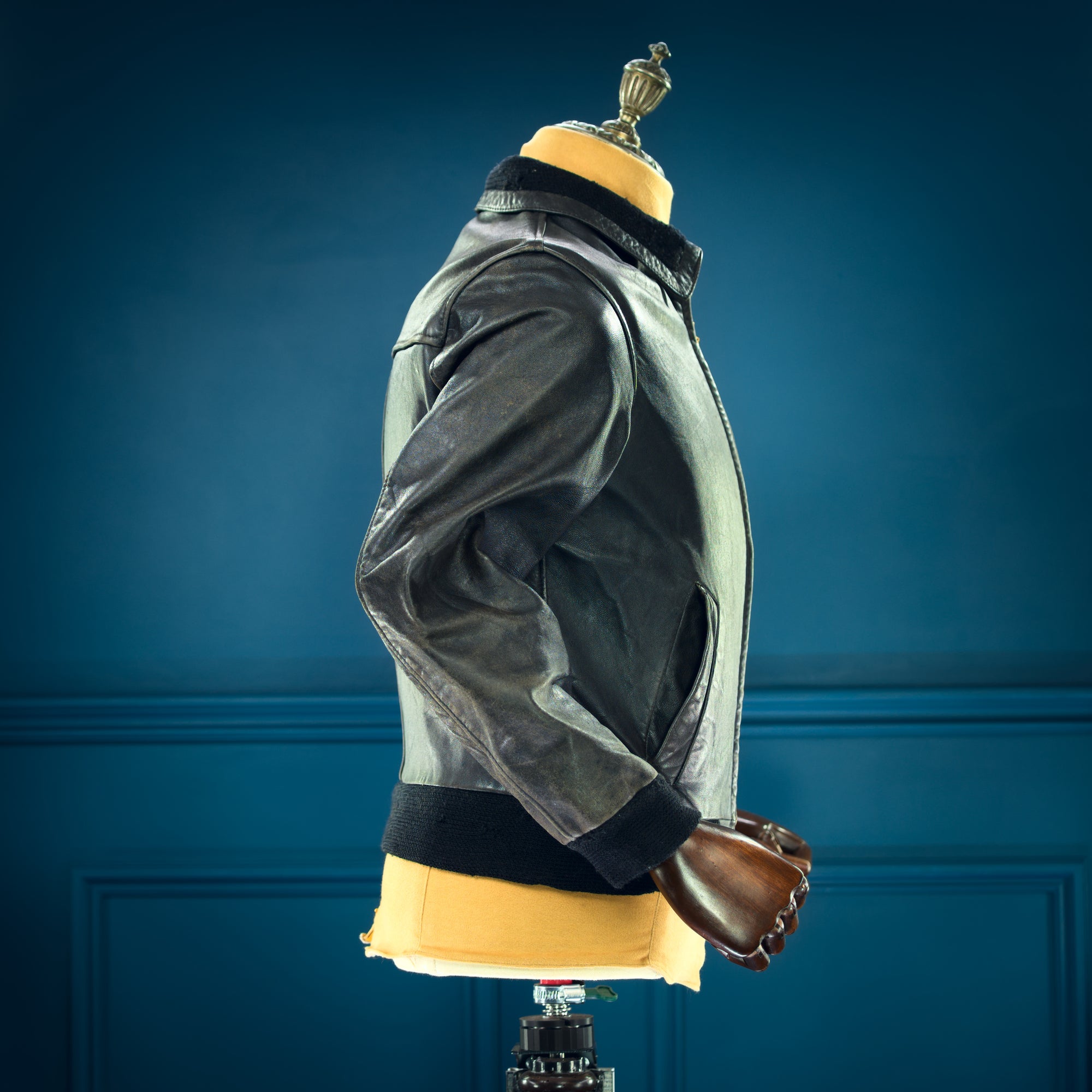 Vintage 1950s German Beatles Hamburg Sheepskin Flight Bomber Leather Jacket “S”