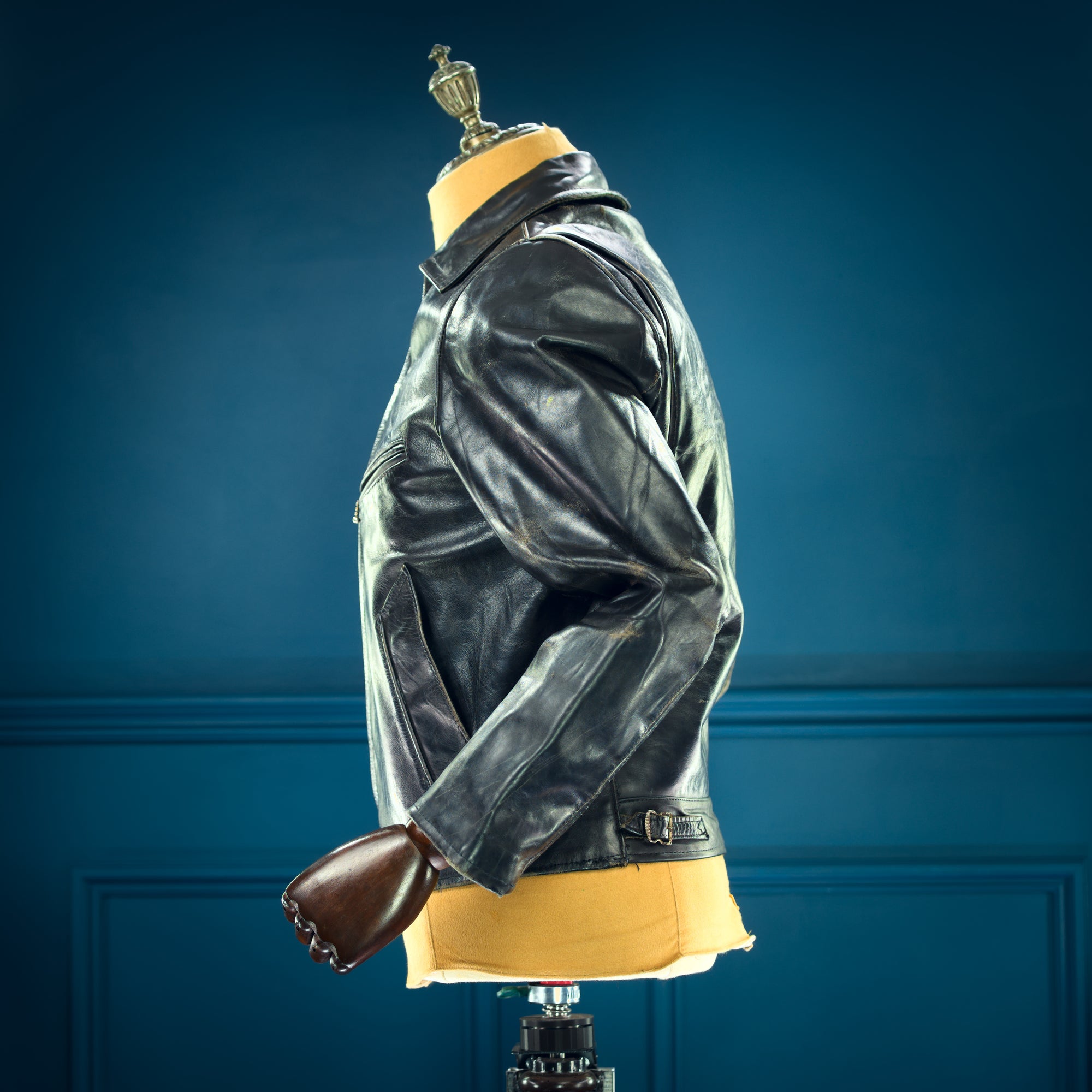 Vintage 1960s British Steerhide Black Single Rider Highwayman Leather Jacket “S”