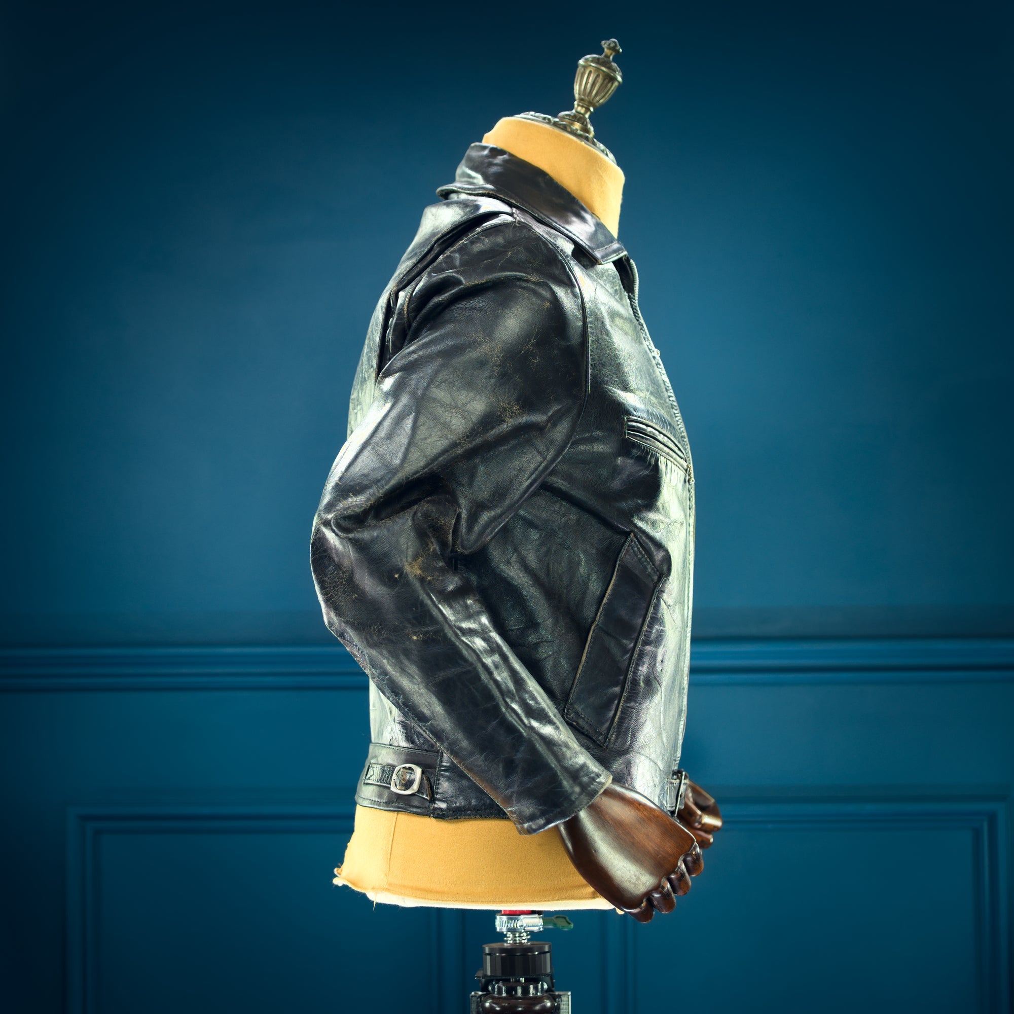 Vintage 1960s British Steerhide Black Single Rider Highwayman Leather Jacket “S”