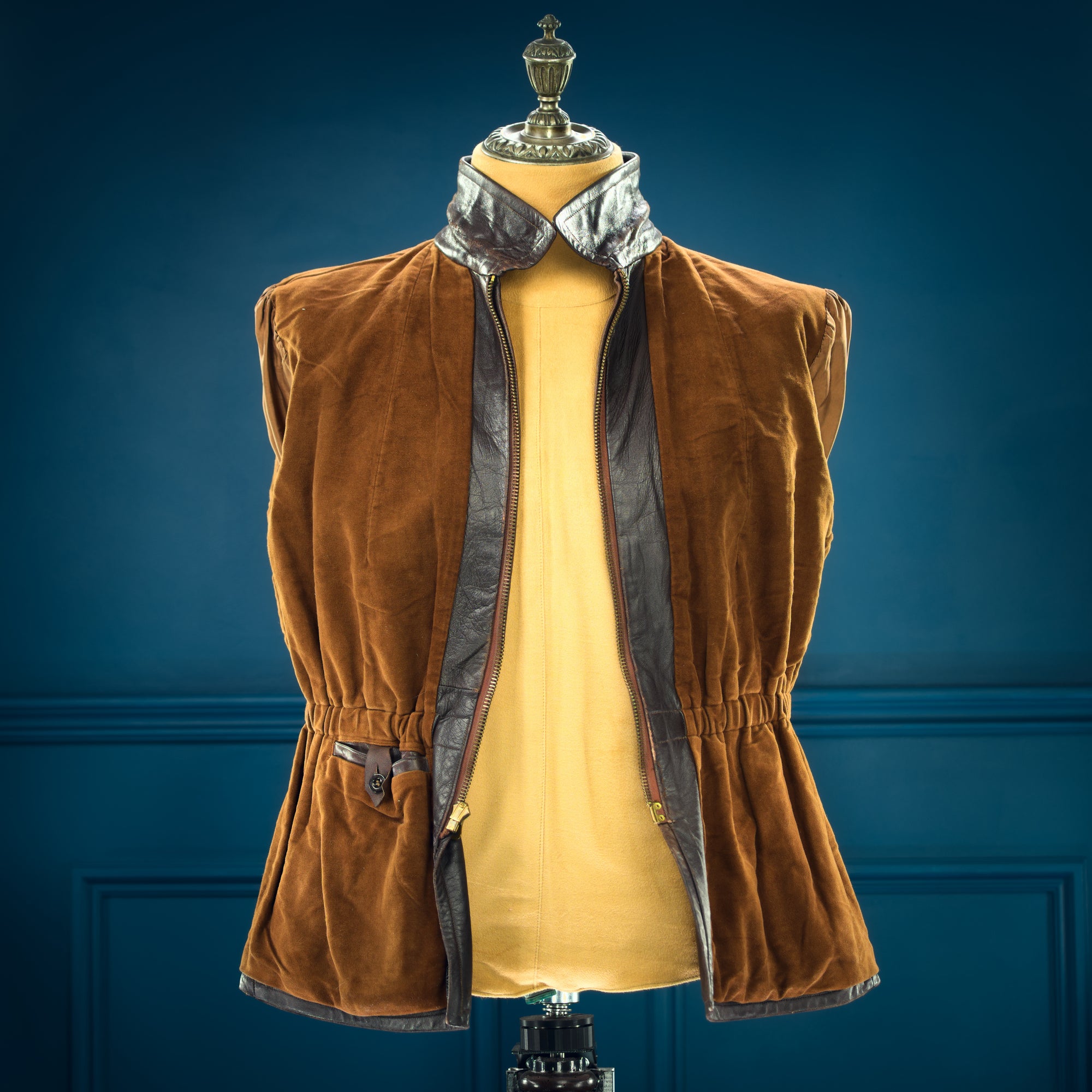 Vintage 1940s WW2 German Luftwaffe Cyclist Flight Aviator Leather Jacket “M”