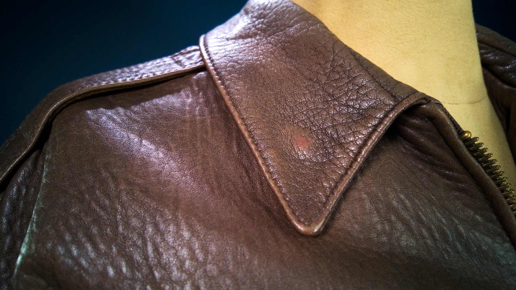 Vintage 1980s Avirex A2 Sheepskin Brown Bomber Flight Leather Jacket "XL"