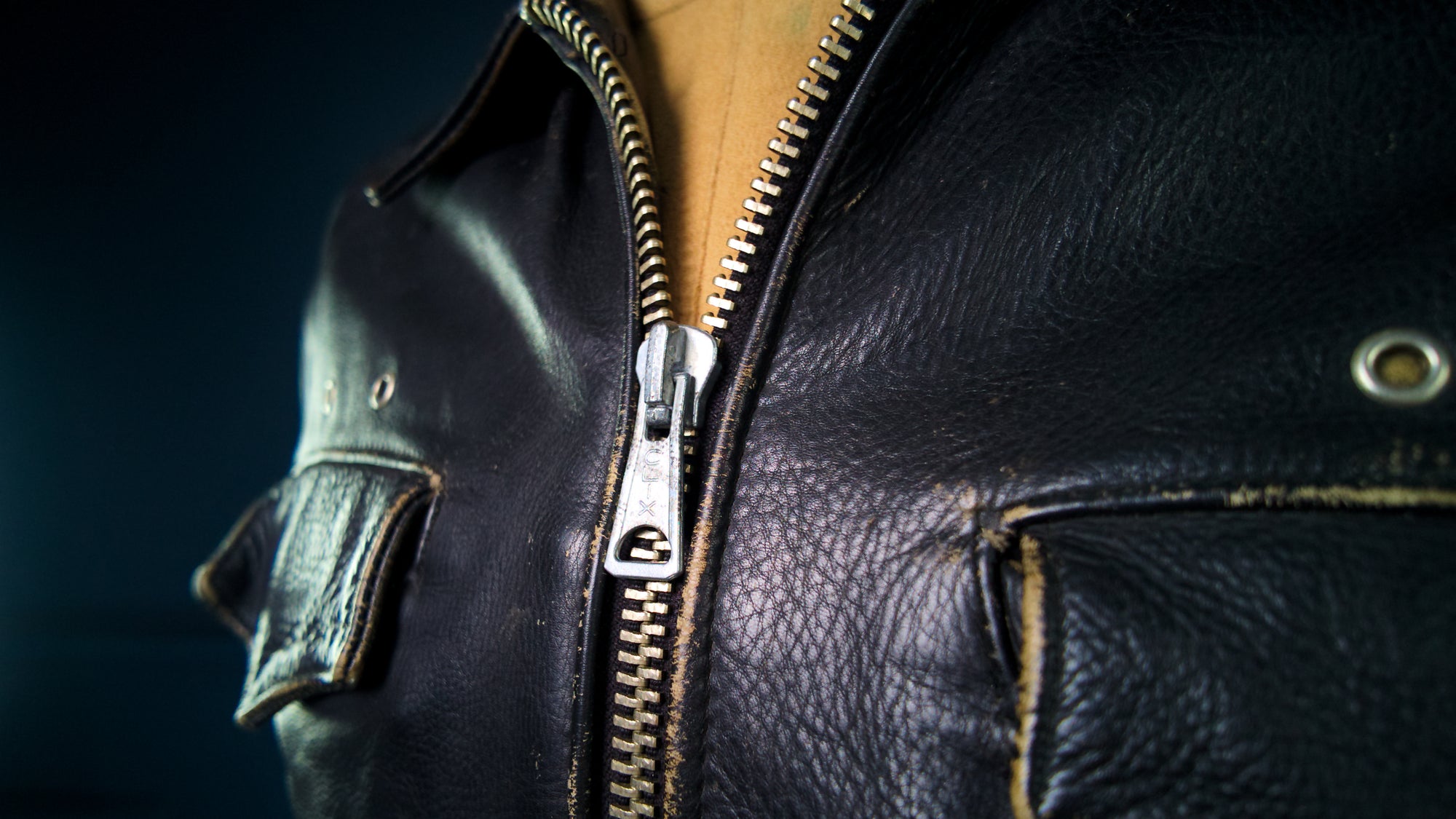 Vintage 90s Chevignon Steerhide Highwayman Biker Single Rider Leather Jacket “M”