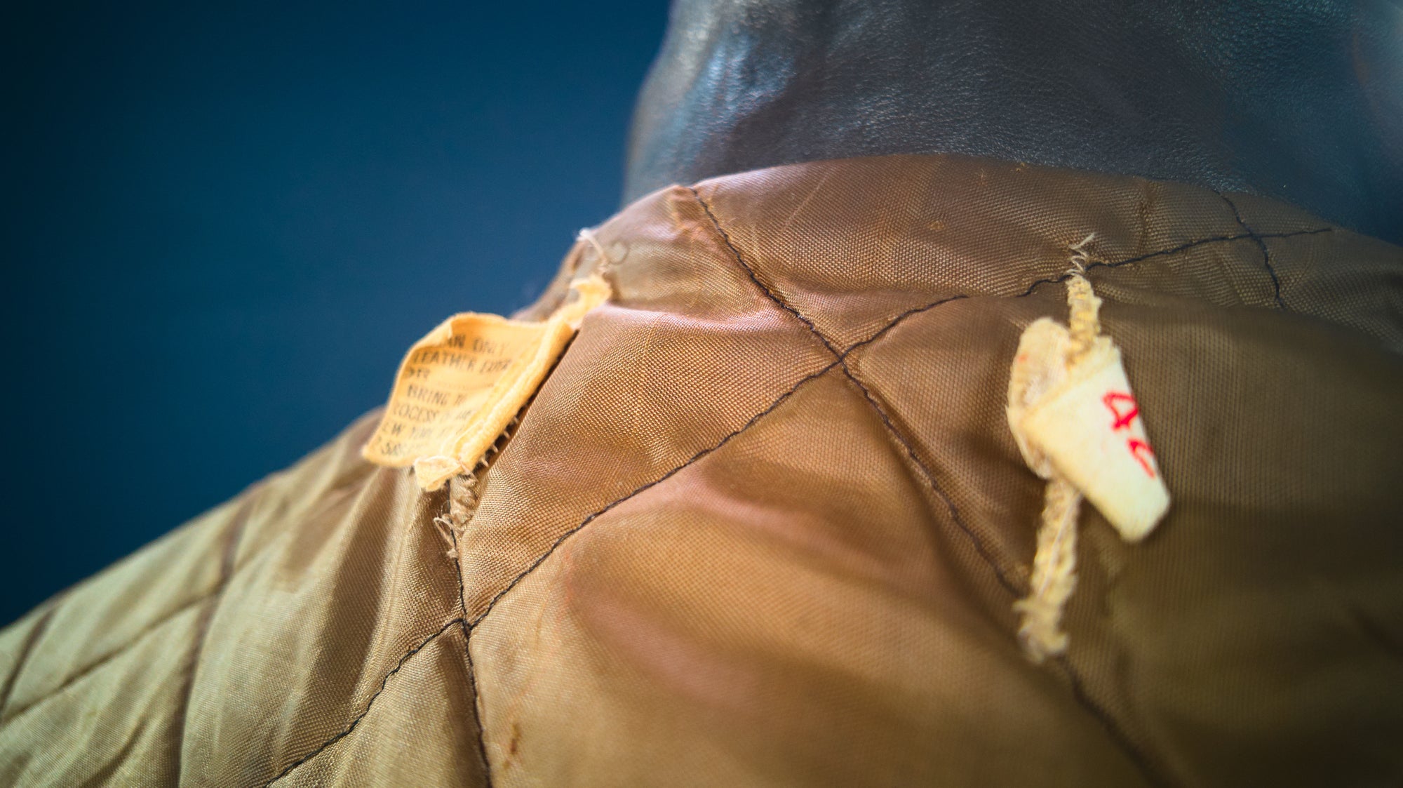 Vintage 1970s Schott IS-674-MS Steerhide A2 Flight Bomber Leather Jacket “M”