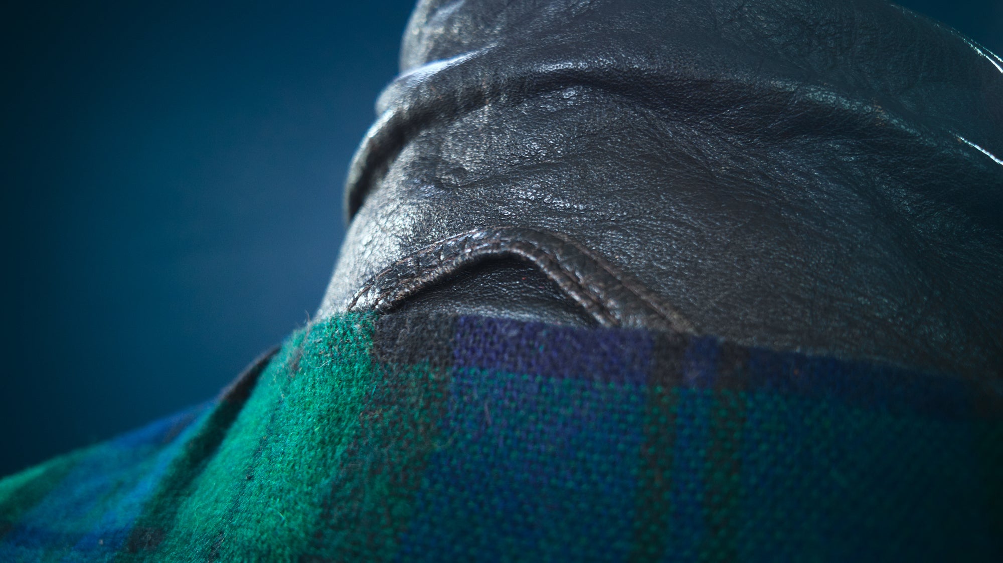 Vintage 1980s British Calfskin Black Bomber Flight Aviator Leather Jacket “M”