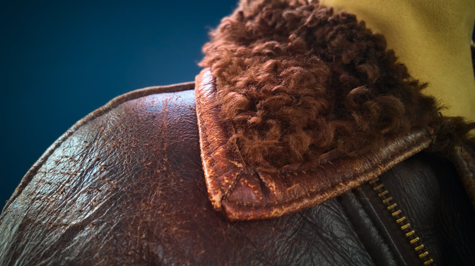 Vintage 1980s British Sheepskin Crosszip Flight Bomber Leather Jacket “XL"