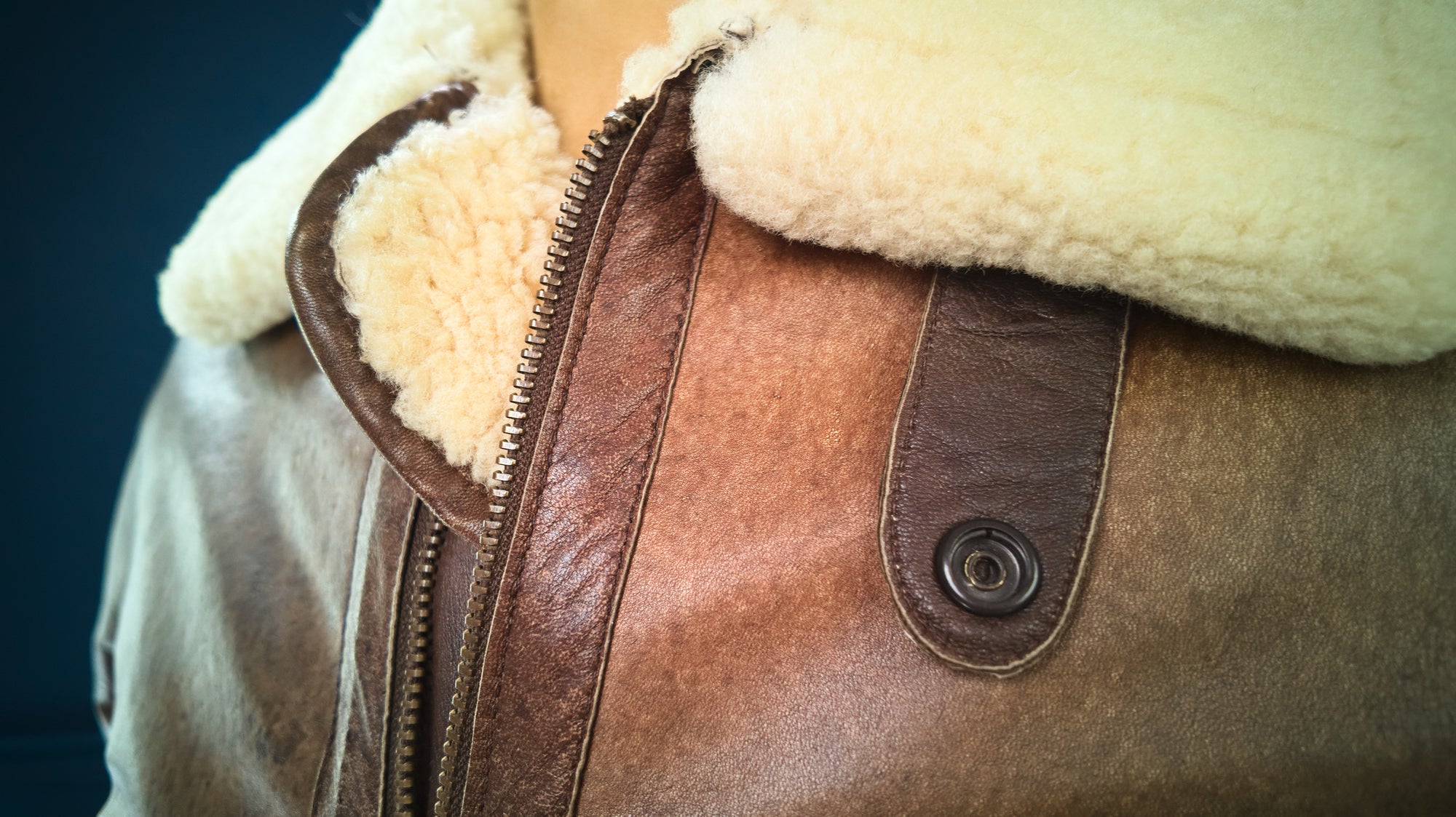 Vintage 1980s British Sheepskin Flight Aviator Bomber Leather Jacket “M”