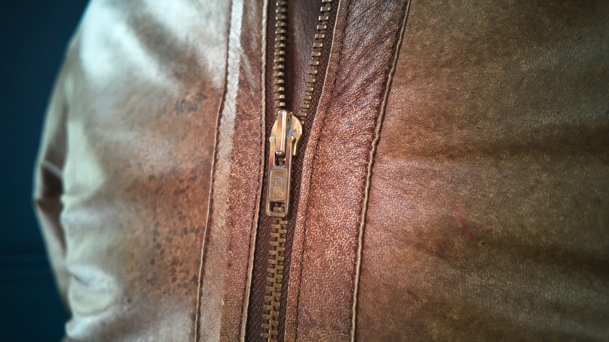 Vintage 1980s British Sheepskin Flight Aviator Bomber Leather Jacket “M”