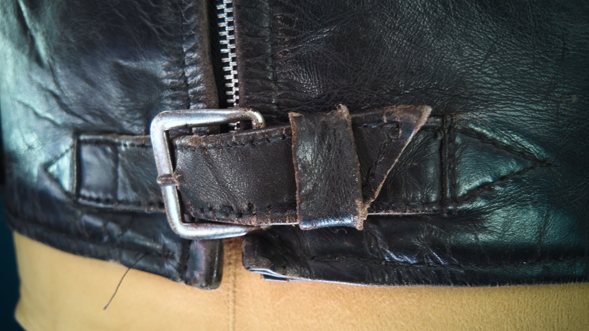 Vintage 1960s British Steerhide Black Single Rider Highwayman Leather Jacket “S”