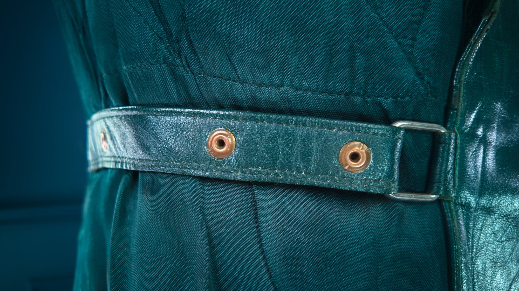 Vintage 1950s West German Cold War Border Guard Trench Coat Leather Jacket “M”