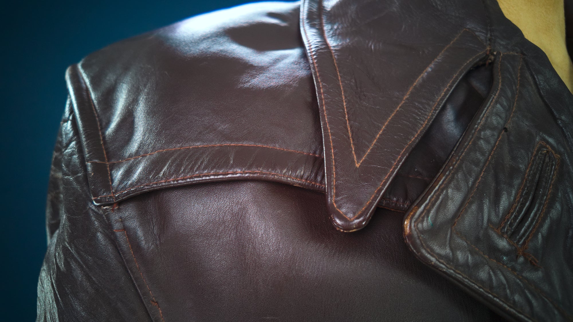 Vintage 1940s Dutch Horsehide Post-WW2 Police Great Coat Rider Leather Jacket “M